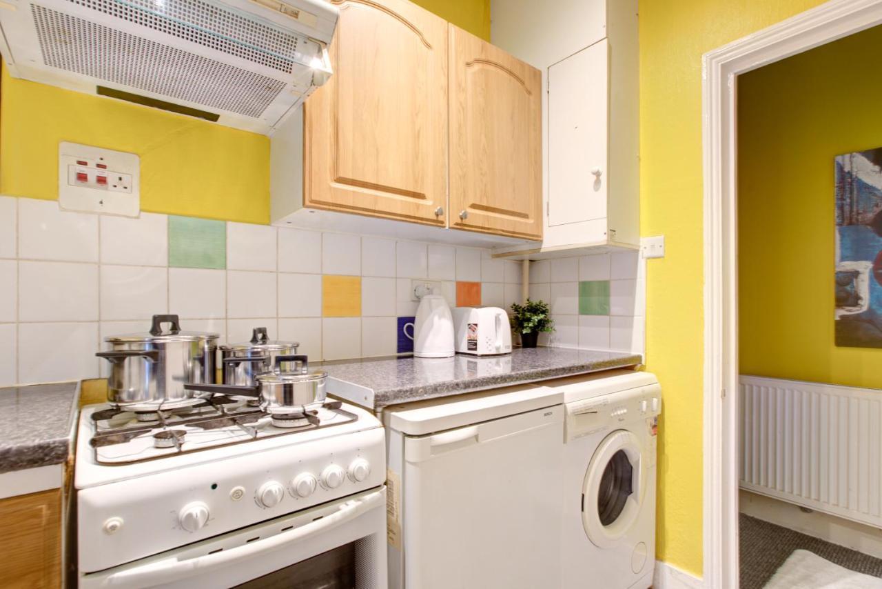 Oxford Street - Mayfair, Budget Appartement Londen