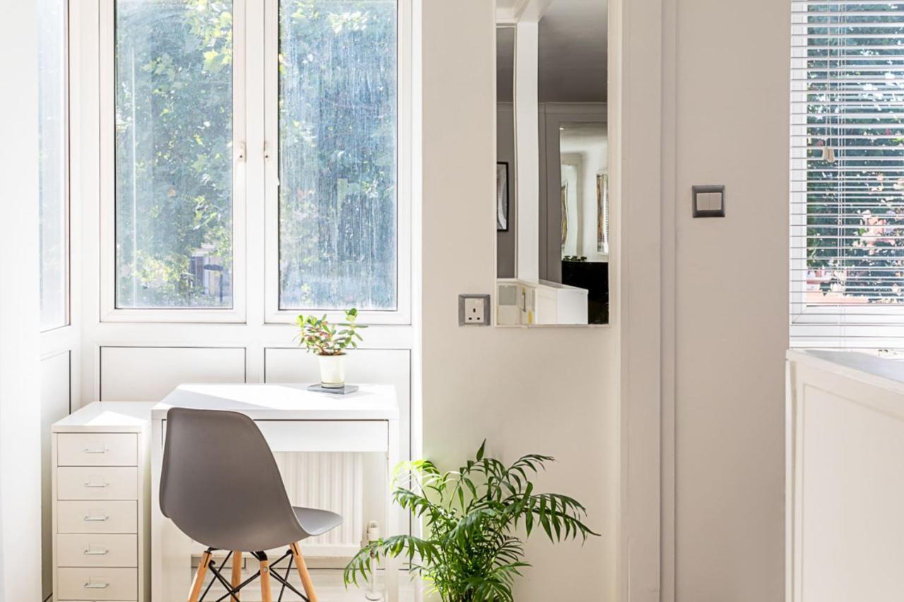 Appartement Bright & Cosy One-bed Londen