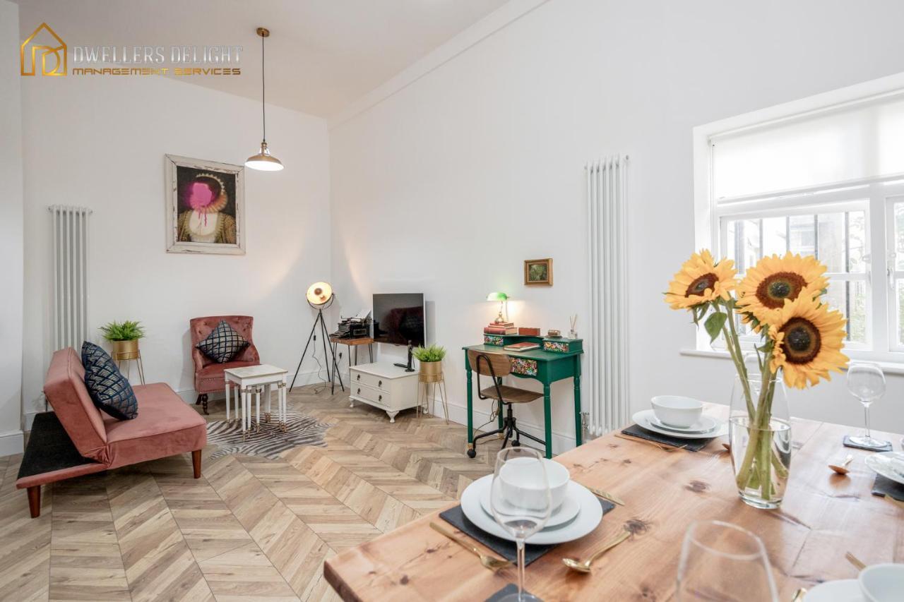 Entire 2 Bed Flat Plaistow,canning Town Prime Location In Apartamento *