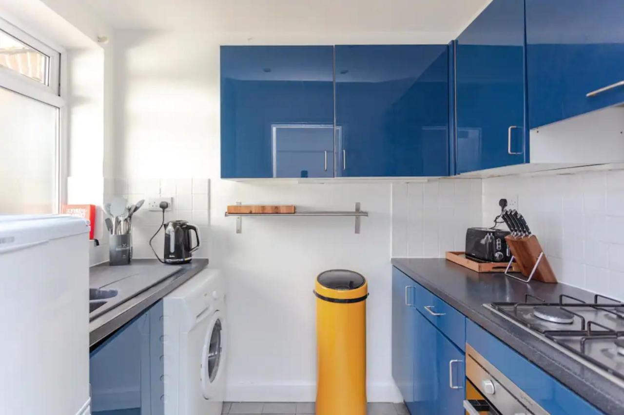 Cosy 1 Bedroom In Earlsfield Sw * Londen