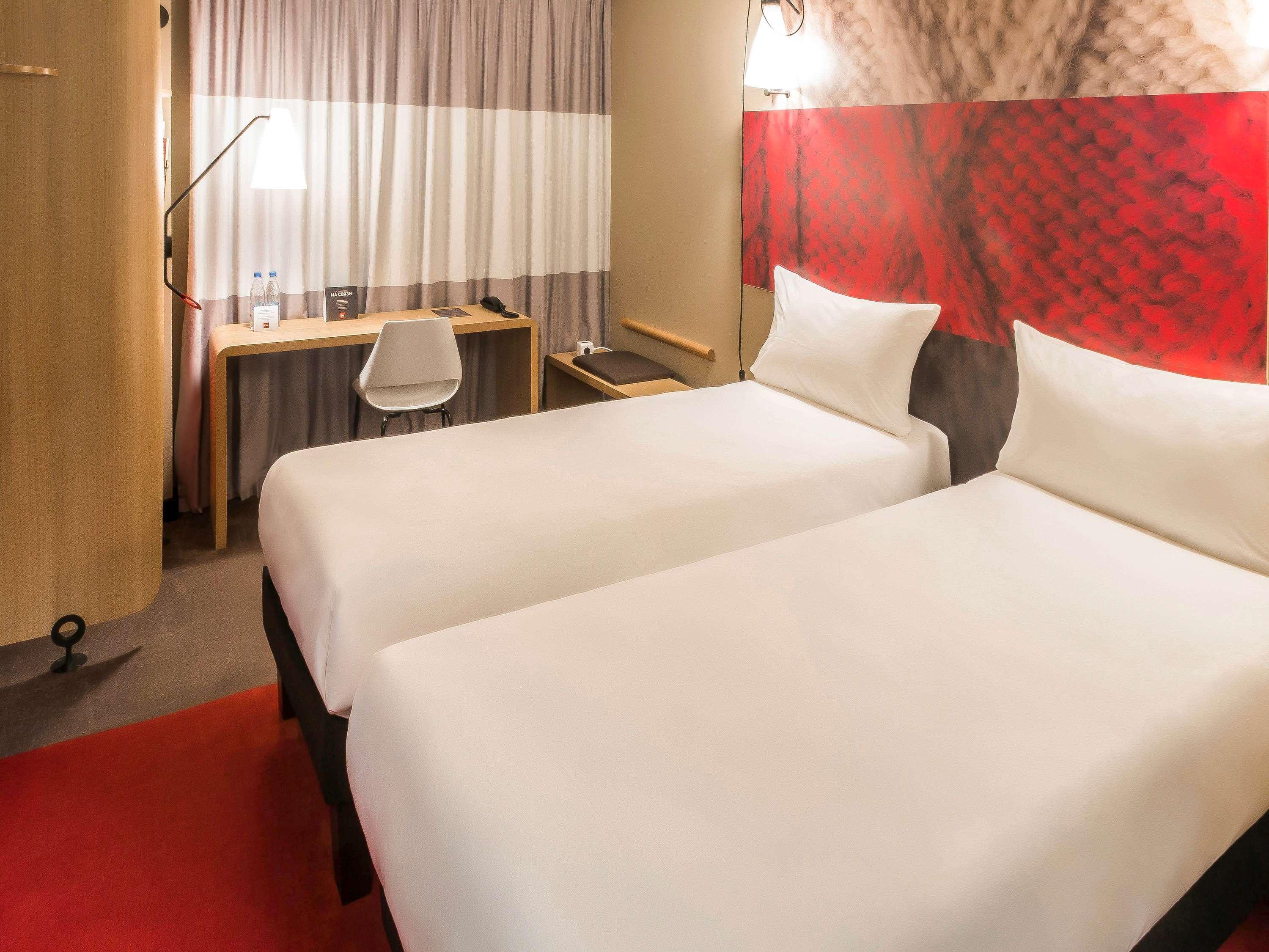 Hotel Ibis Stratford 3*