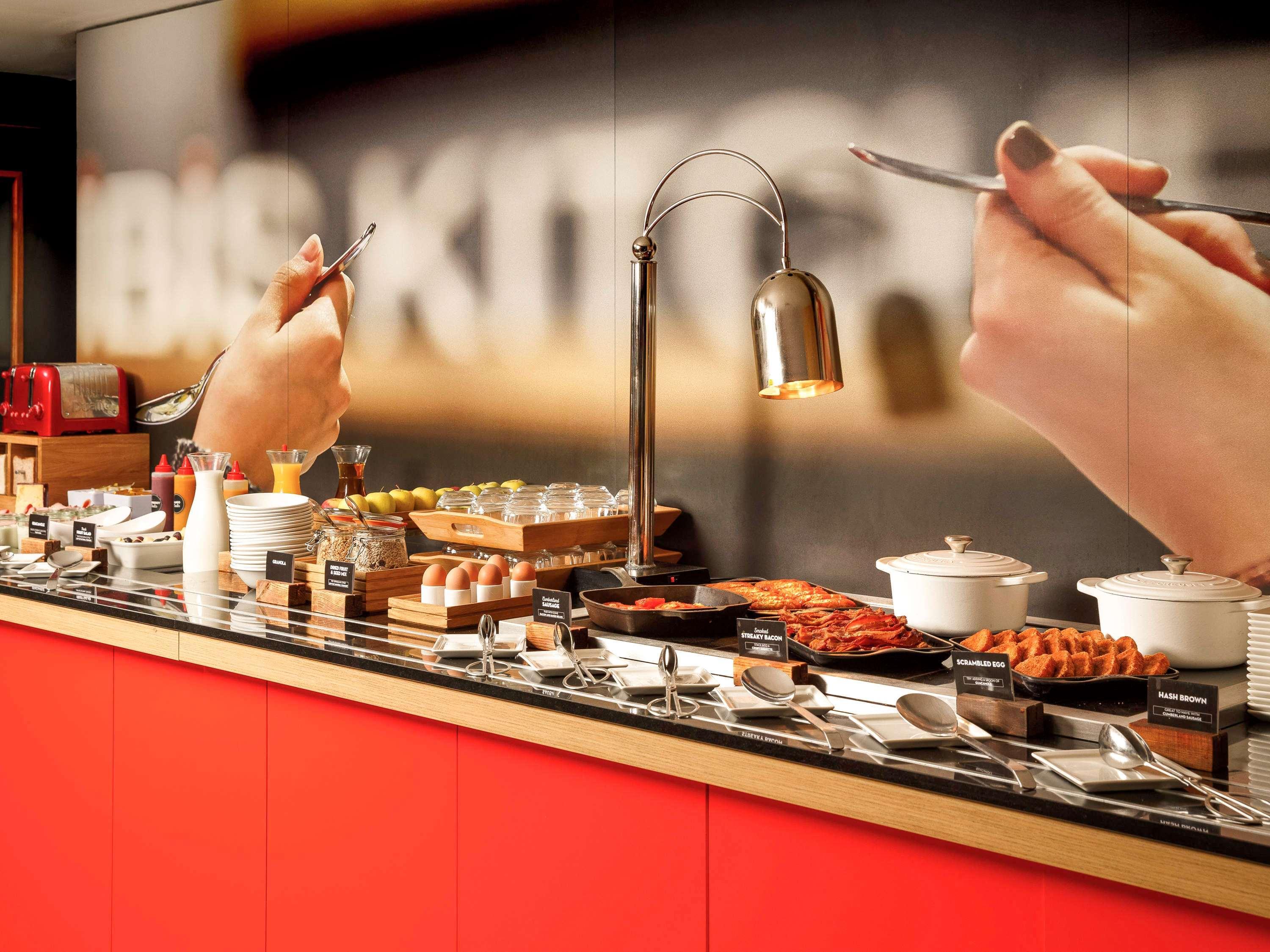 Hotel Ibis Stratford 3*