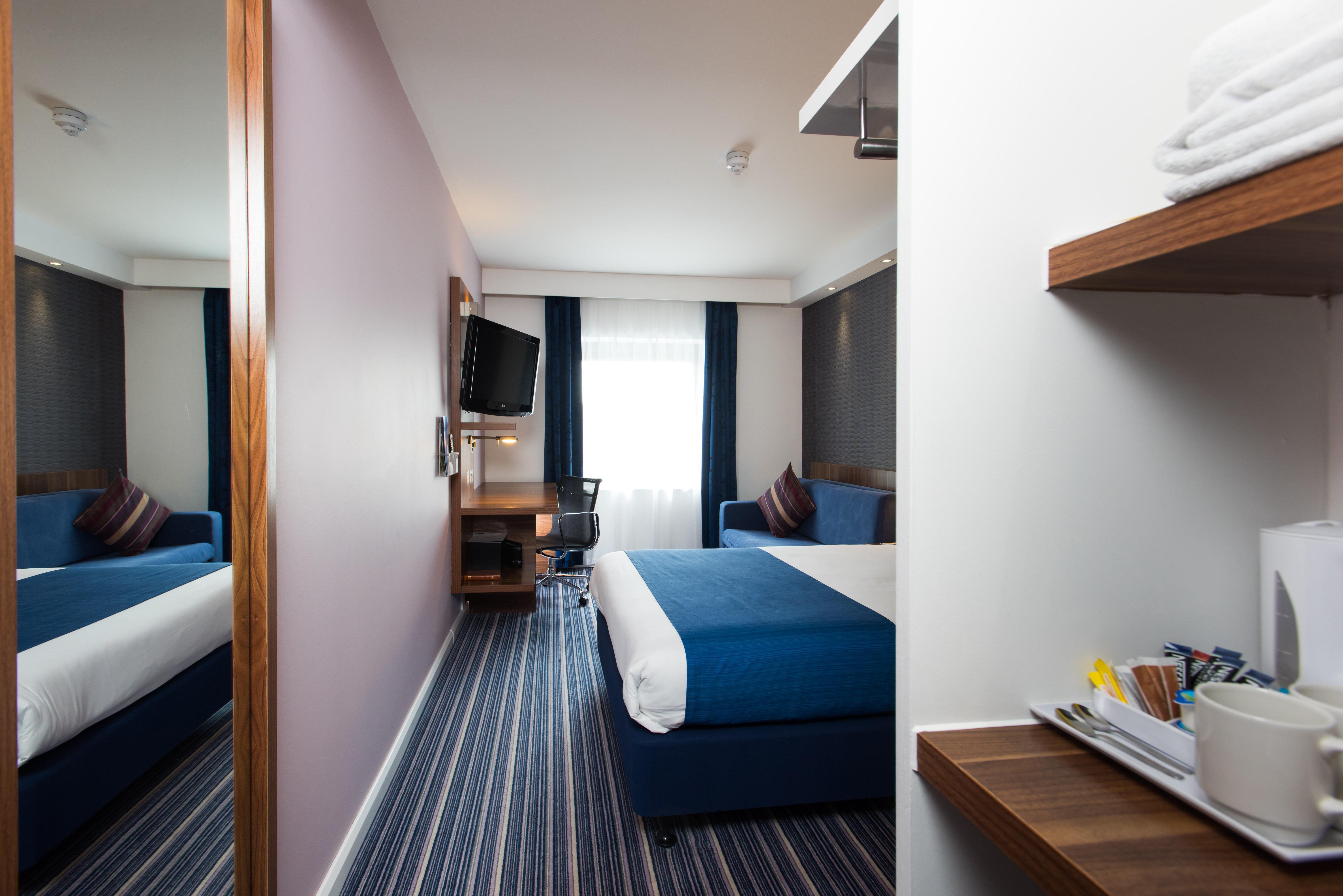 Hotel Express London-wimbledon-south, An Ihg 3*