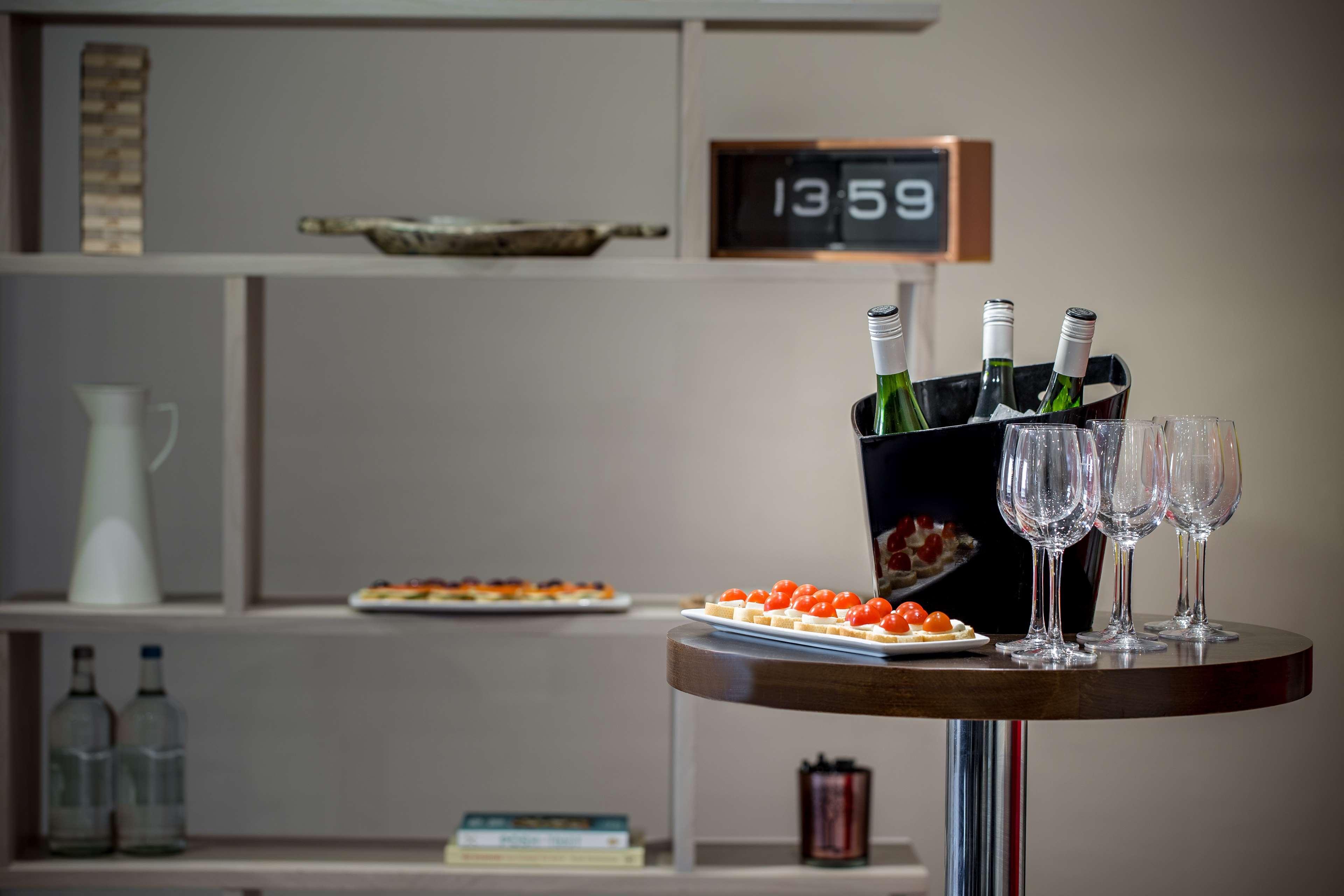 Hilton Angel Islington Hotel London