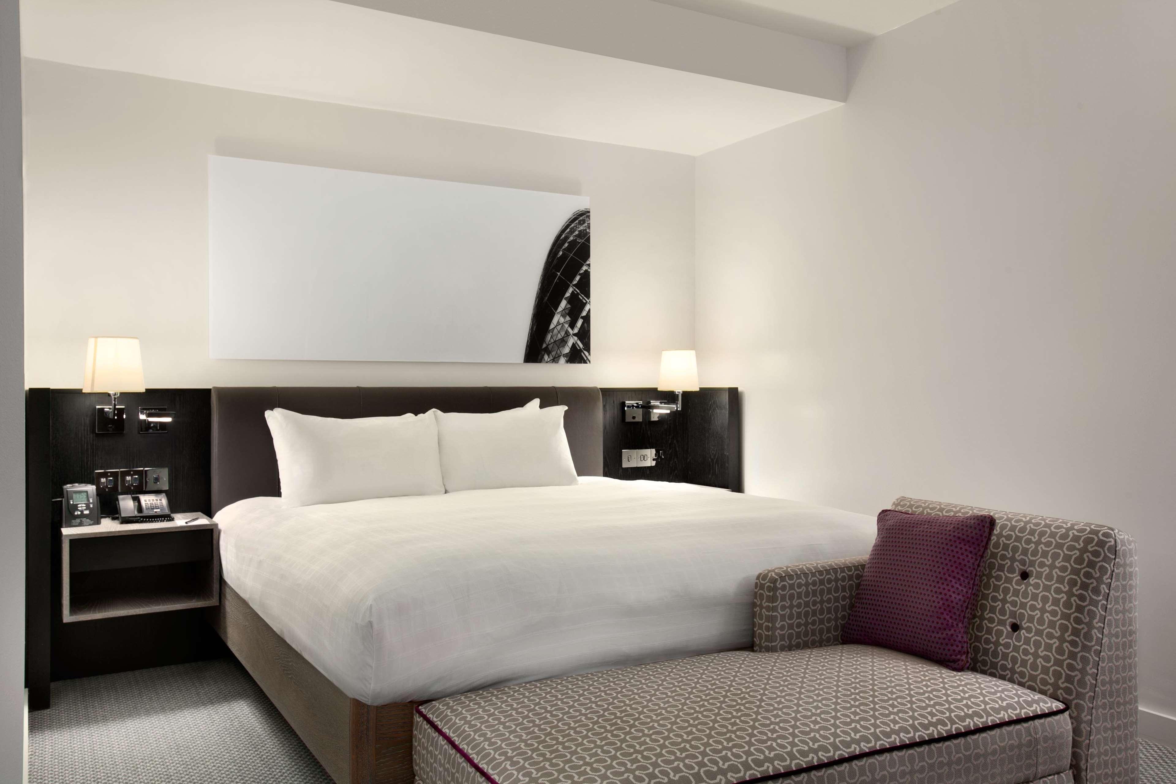 Hilton Angel Islington Hotel London