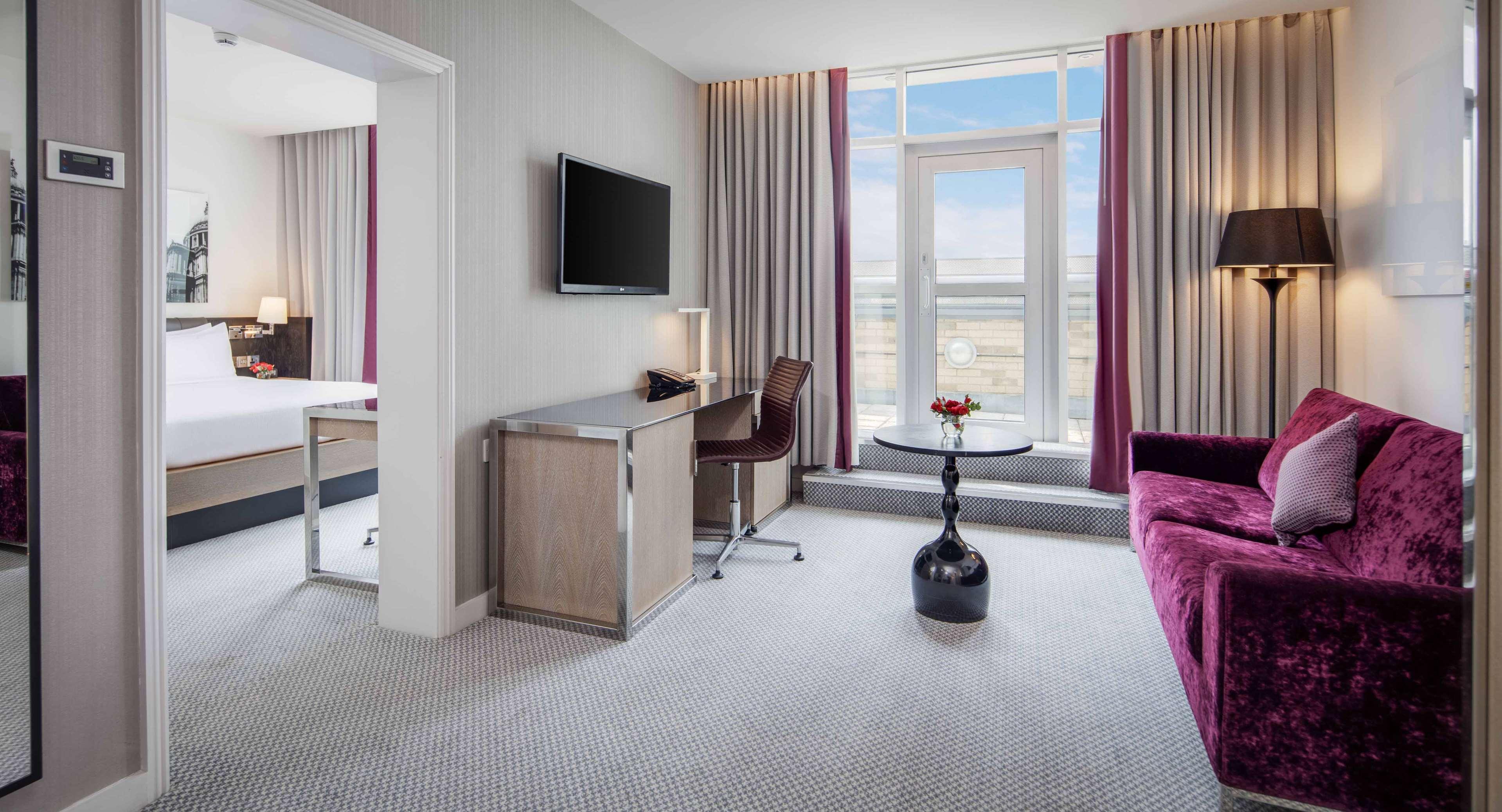 Hotel Hilton Angel Islington 4*