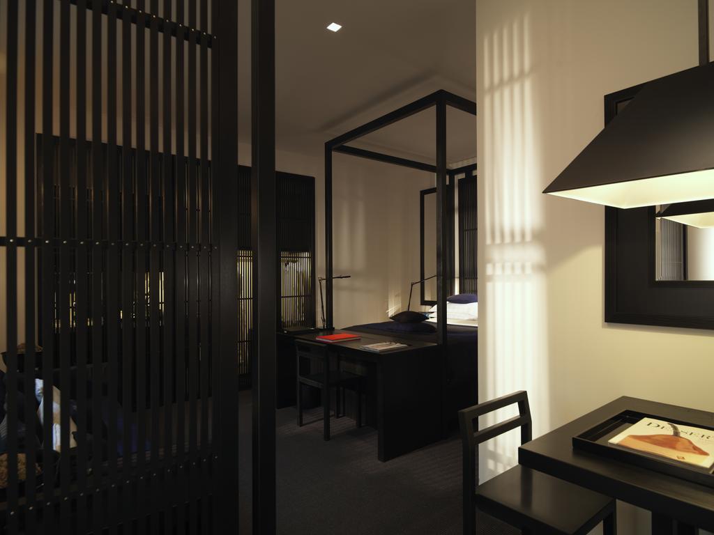 La West - Hyde Park 4*