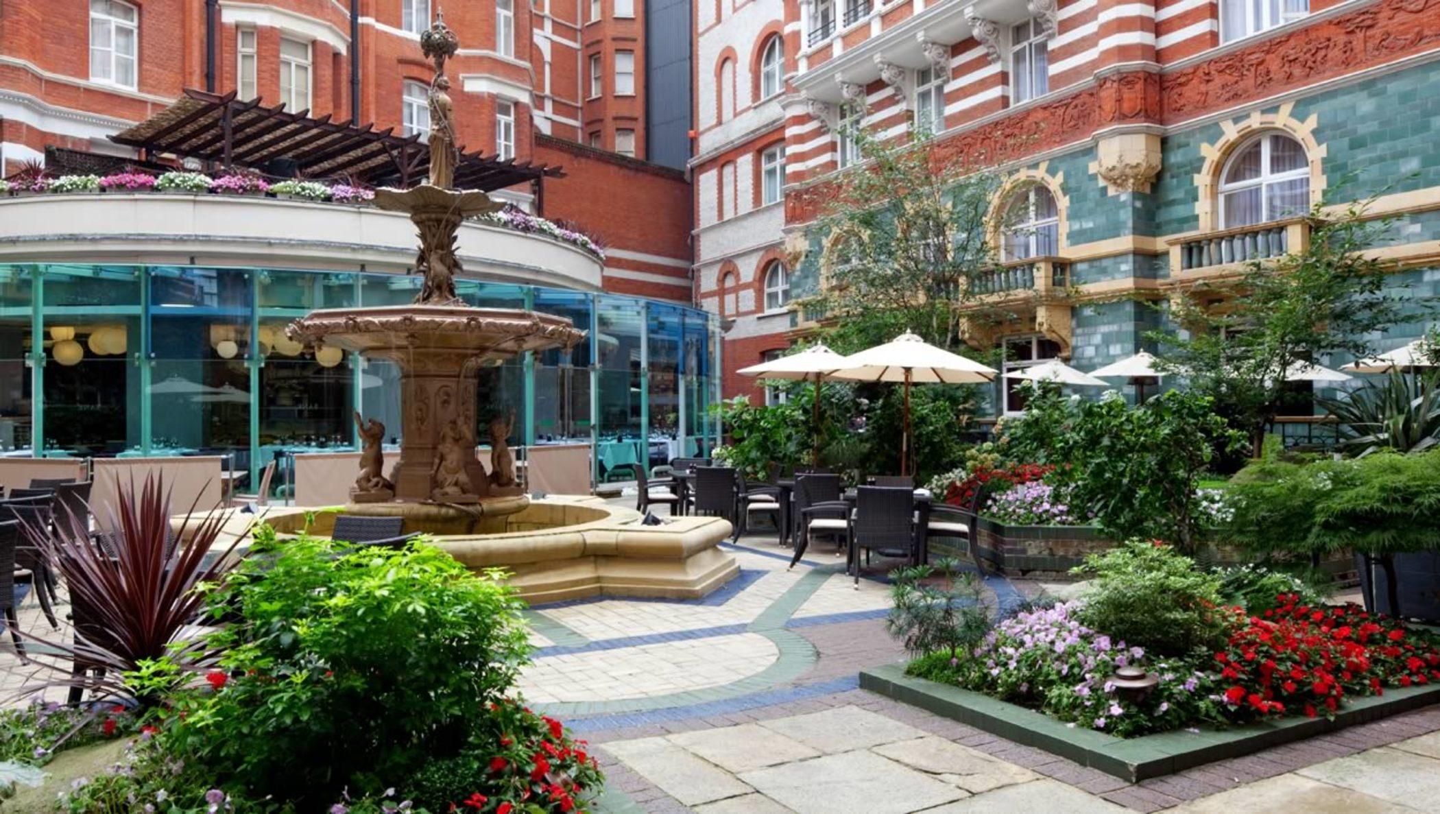 Hotell St. James' Court, A Taj Hotel, 4*