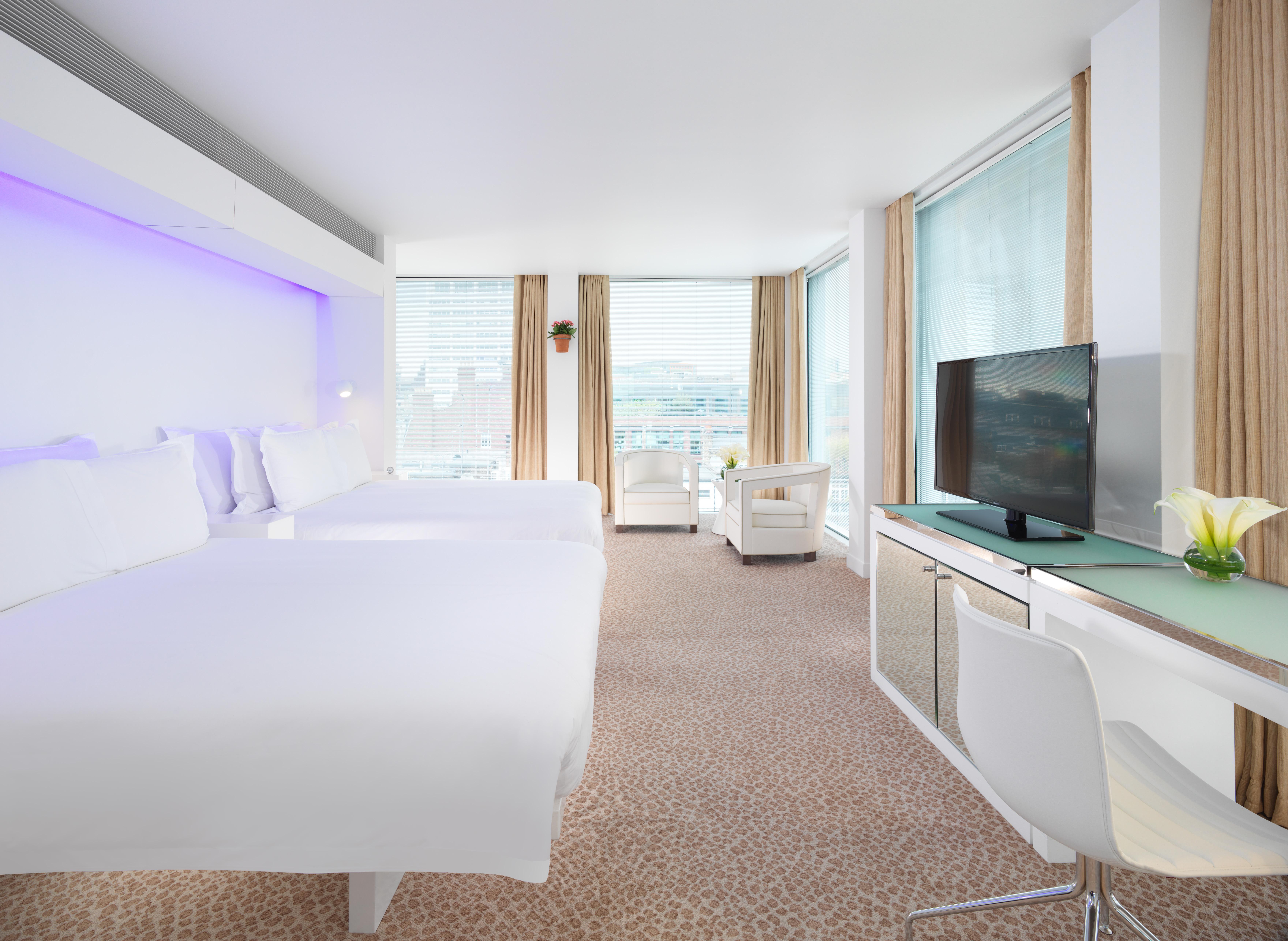 Hotel St Martins Lane 5*