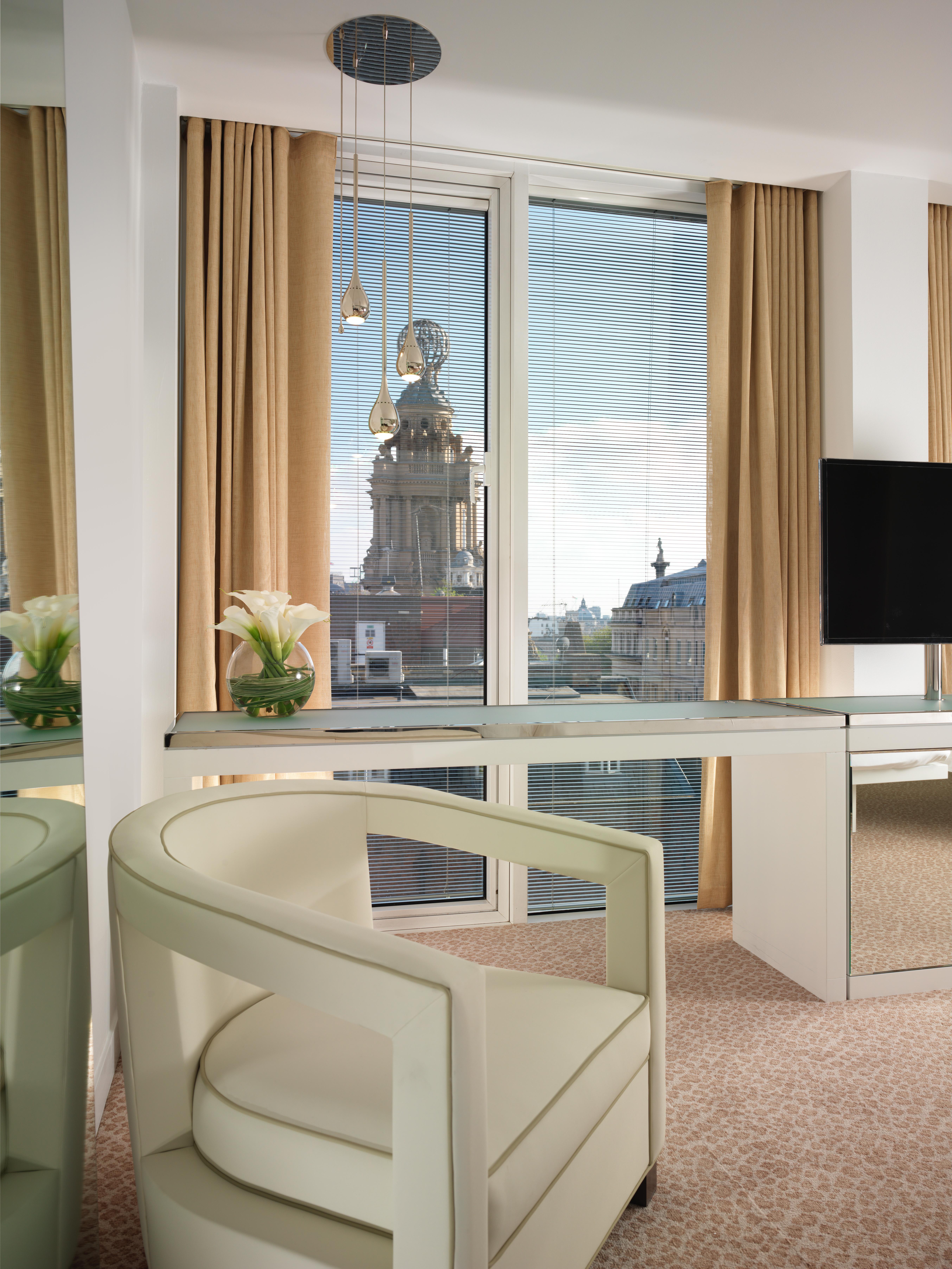 St Martins Lane 5*