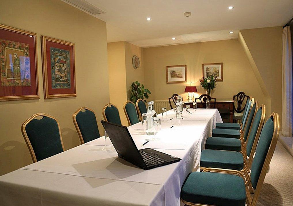 Hotel The Cranley London