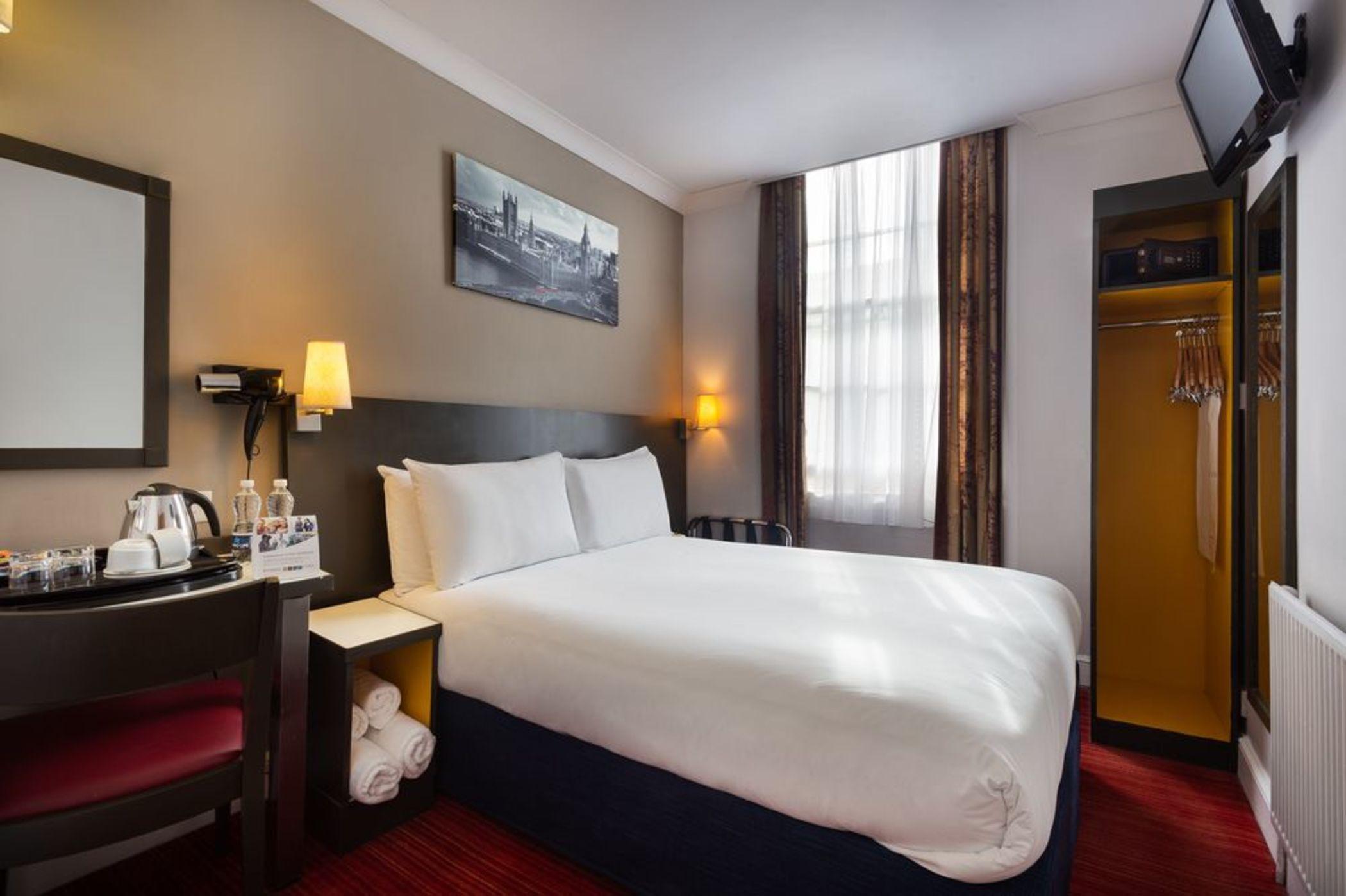 Hotel Comfort - Westminster 3*