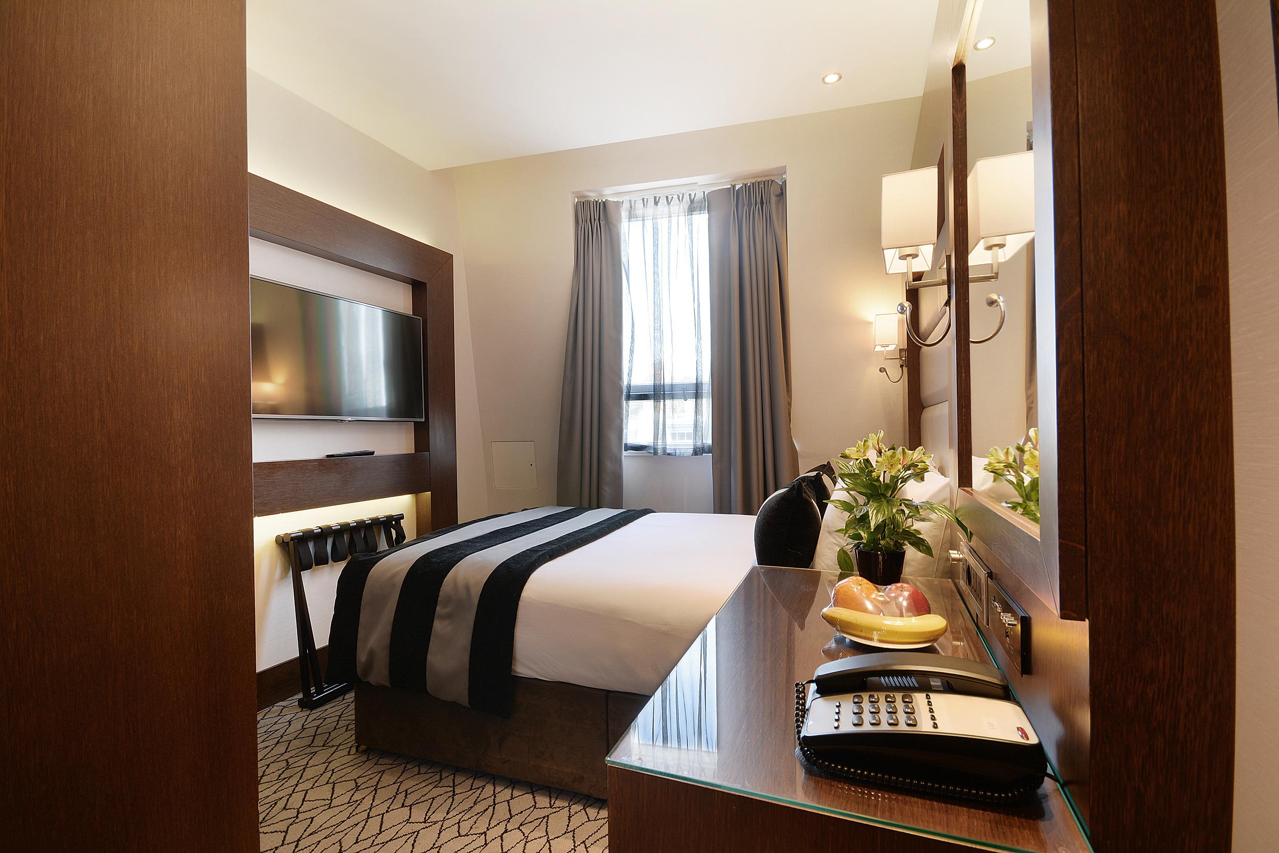 Hotel Inhabit Queen's Gardens, A Member Of Design 5*
