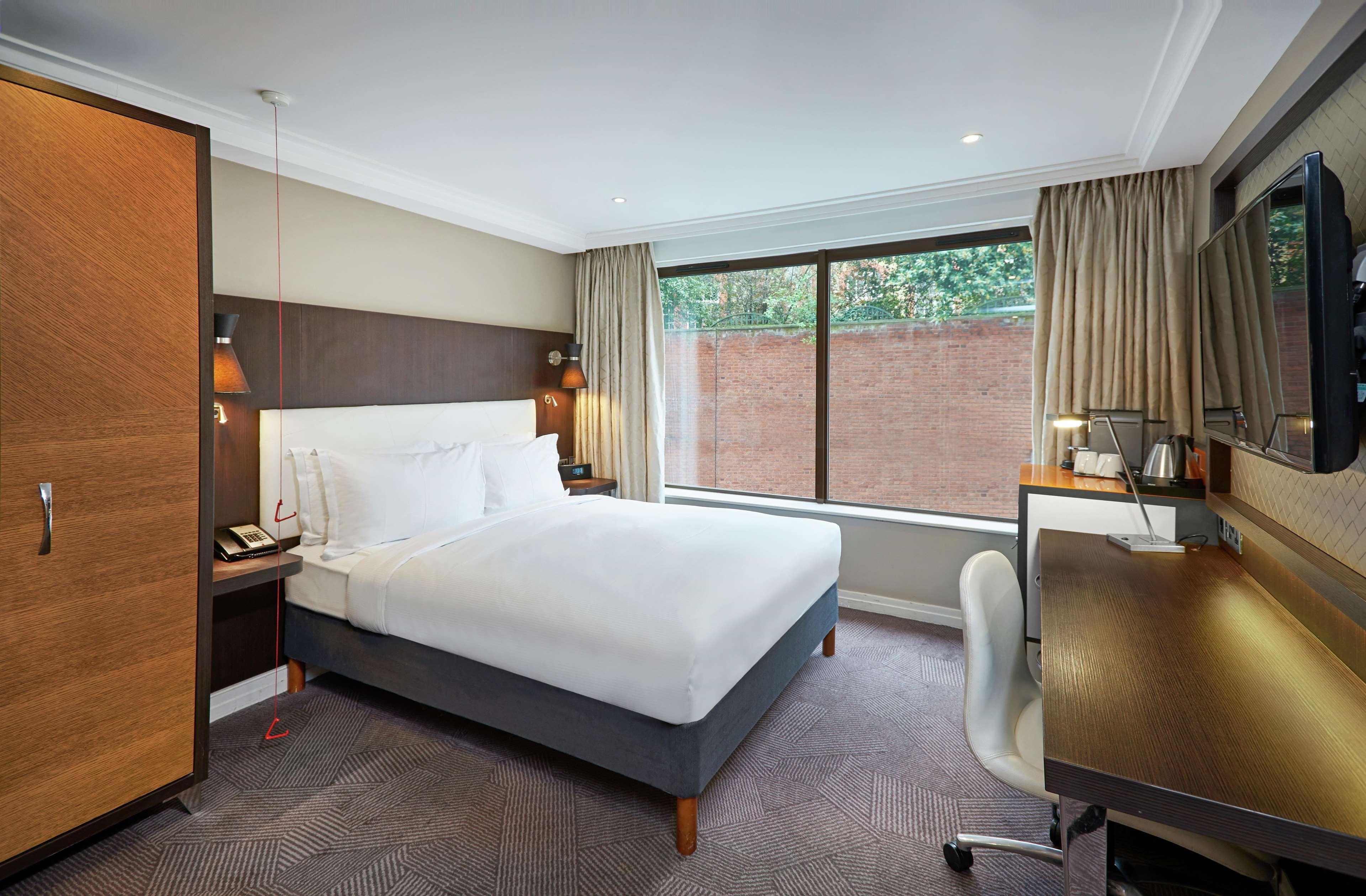 Doubletree By Hilton - Hyde Park Hotel