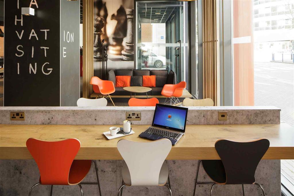 Ibis Excel-docklands 3*