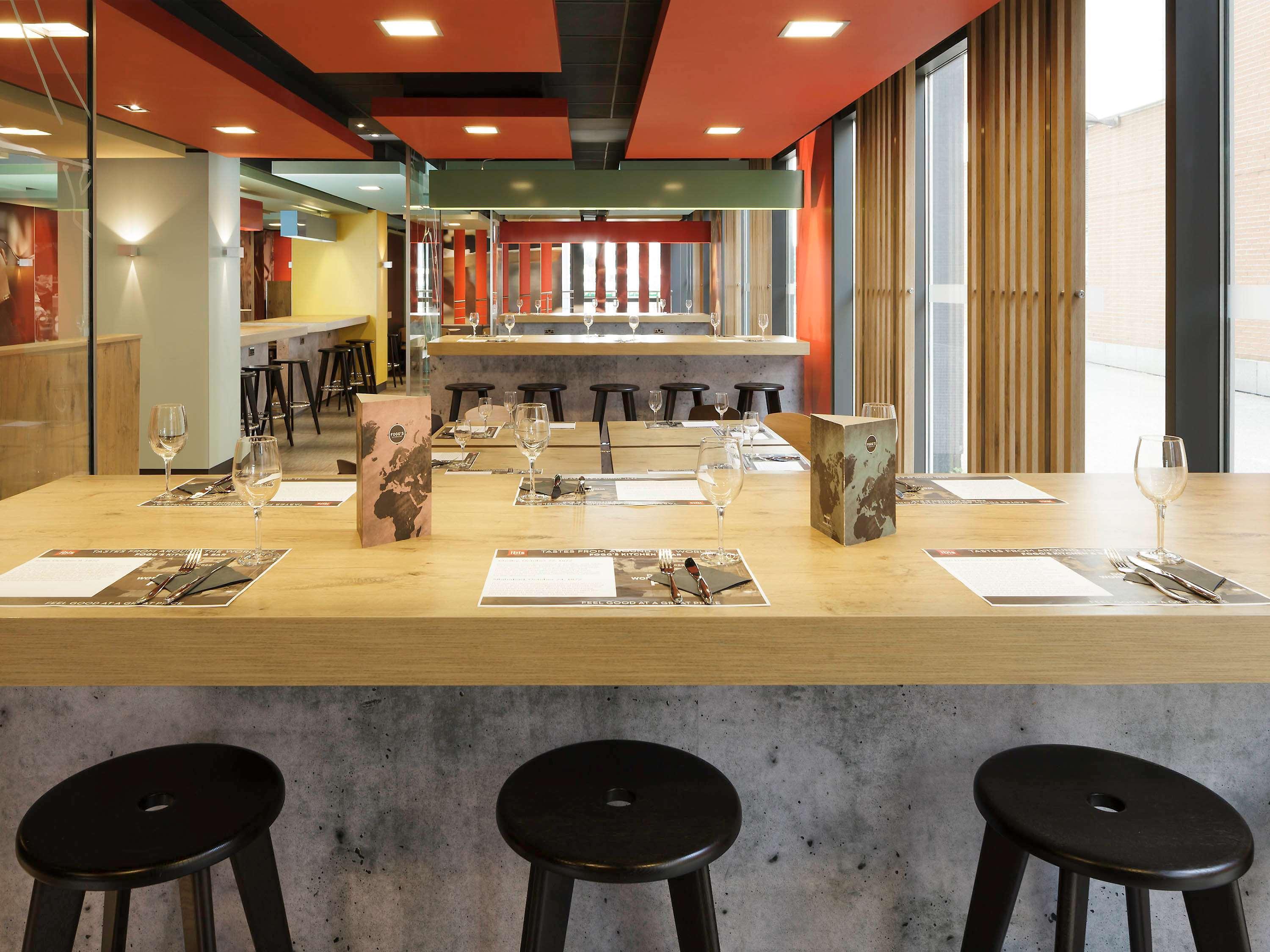 Ibis Excel-docklands Hotel 3*