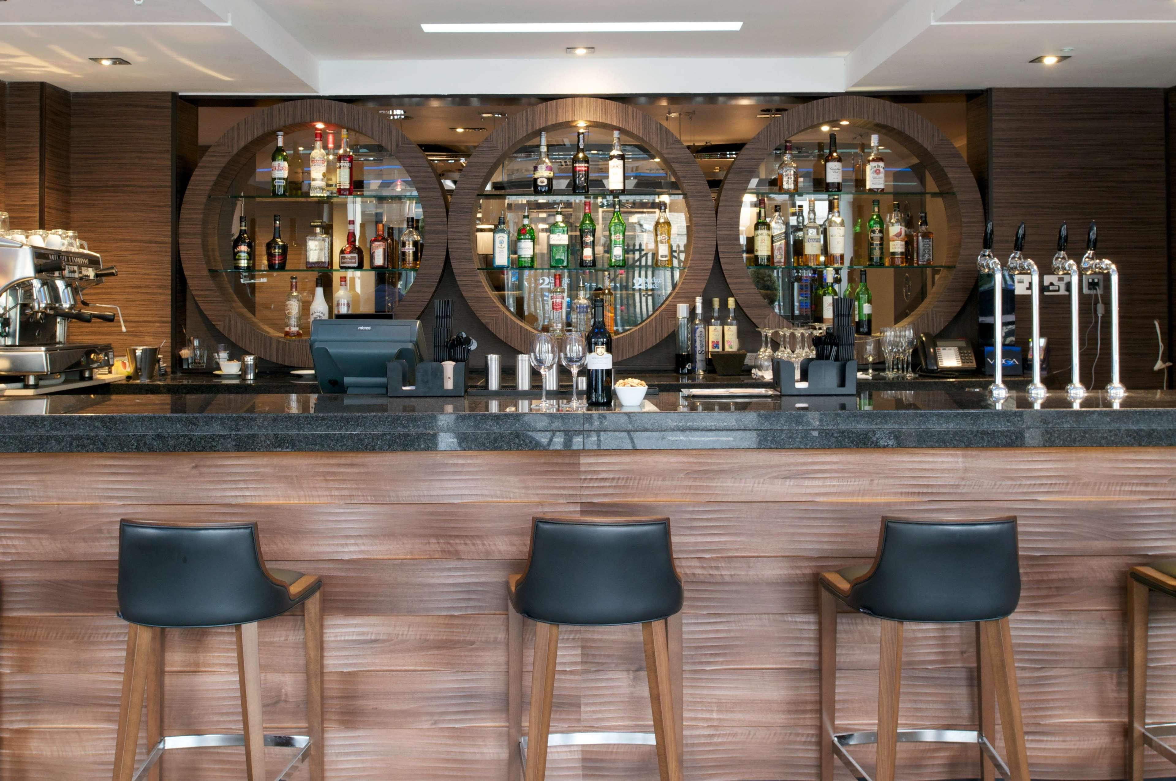 Hotel Doubletree By Hilton Victoria 4*