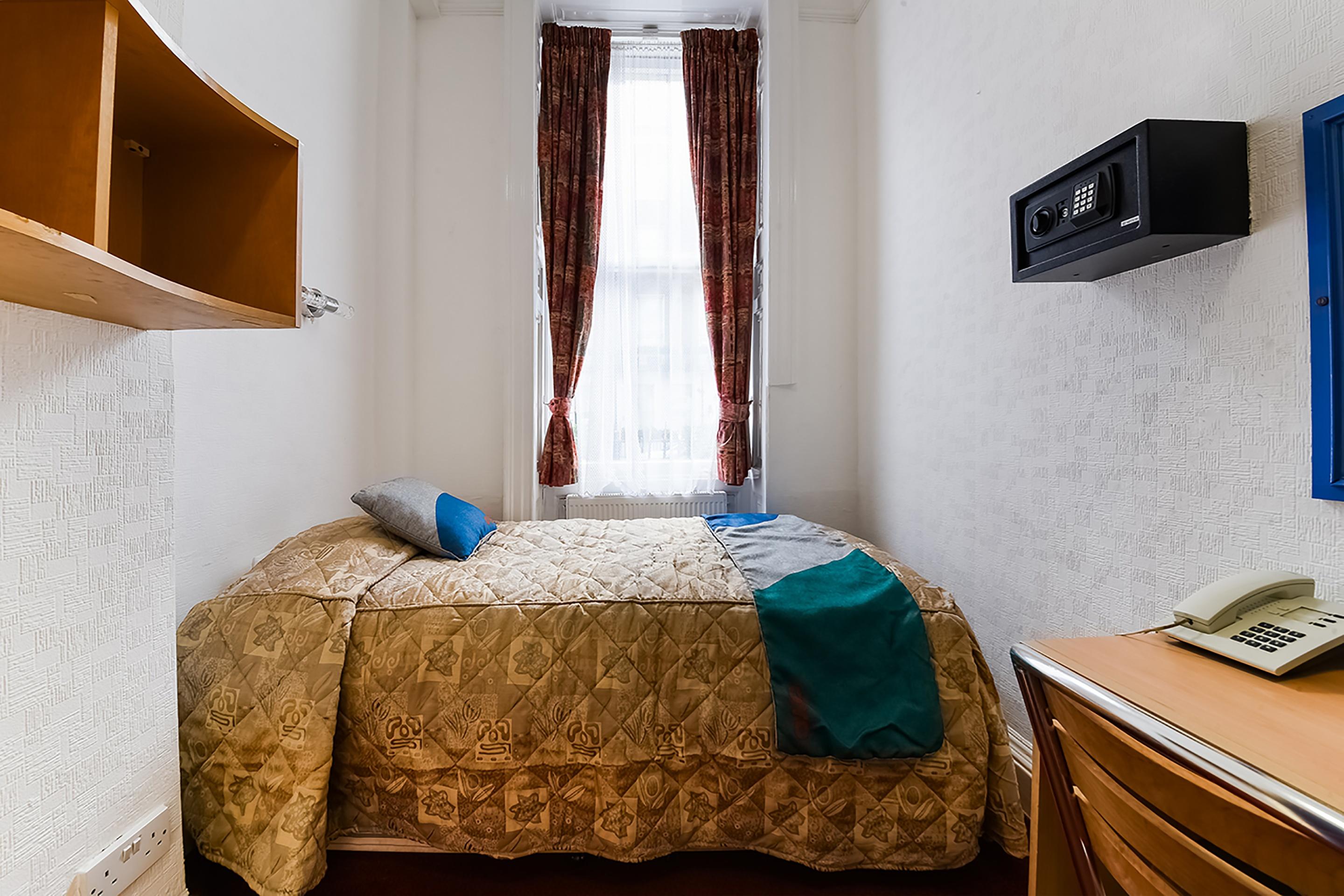 Hotel Boston Court London