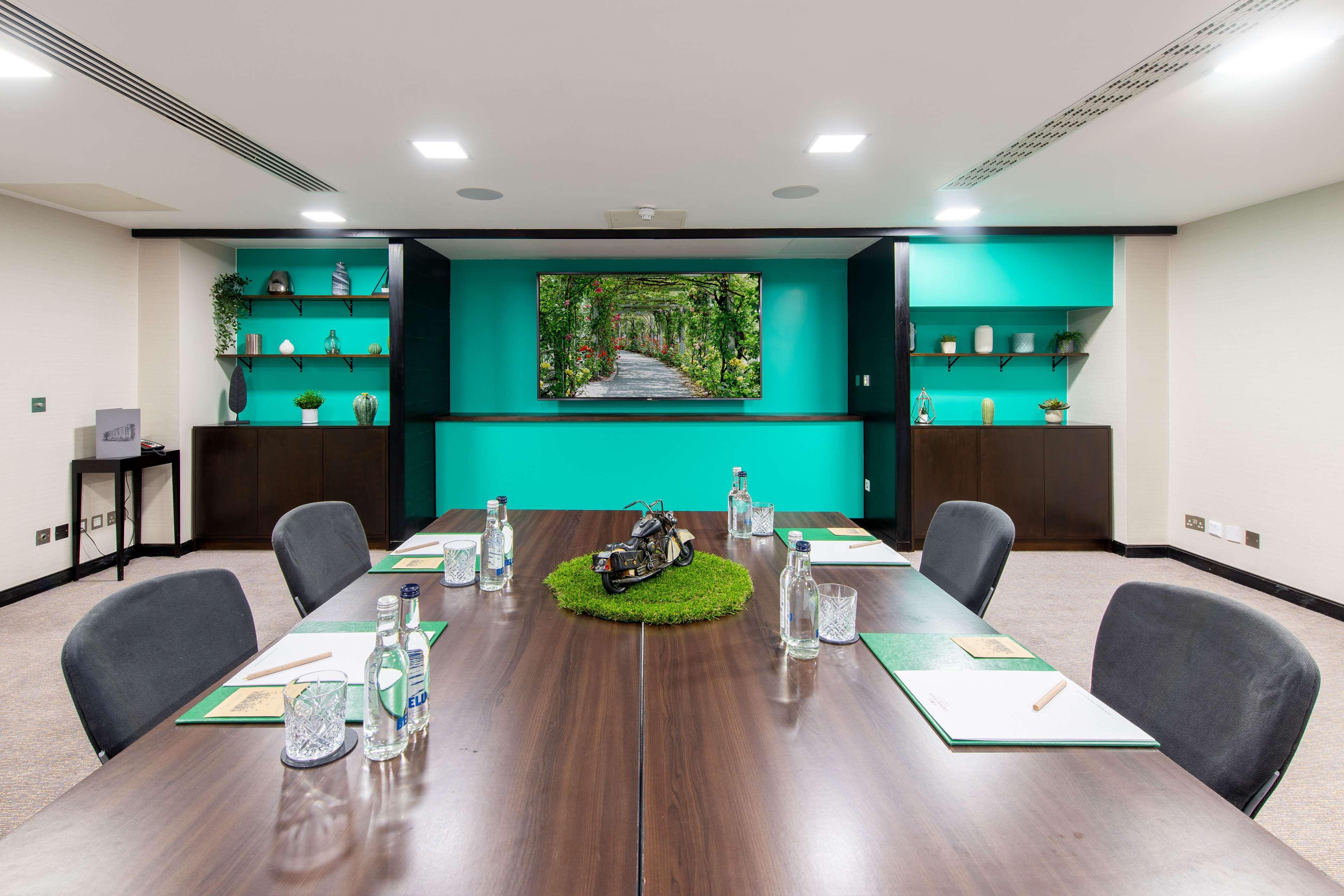Hotell Doubletree By Hilton Kensington 4*