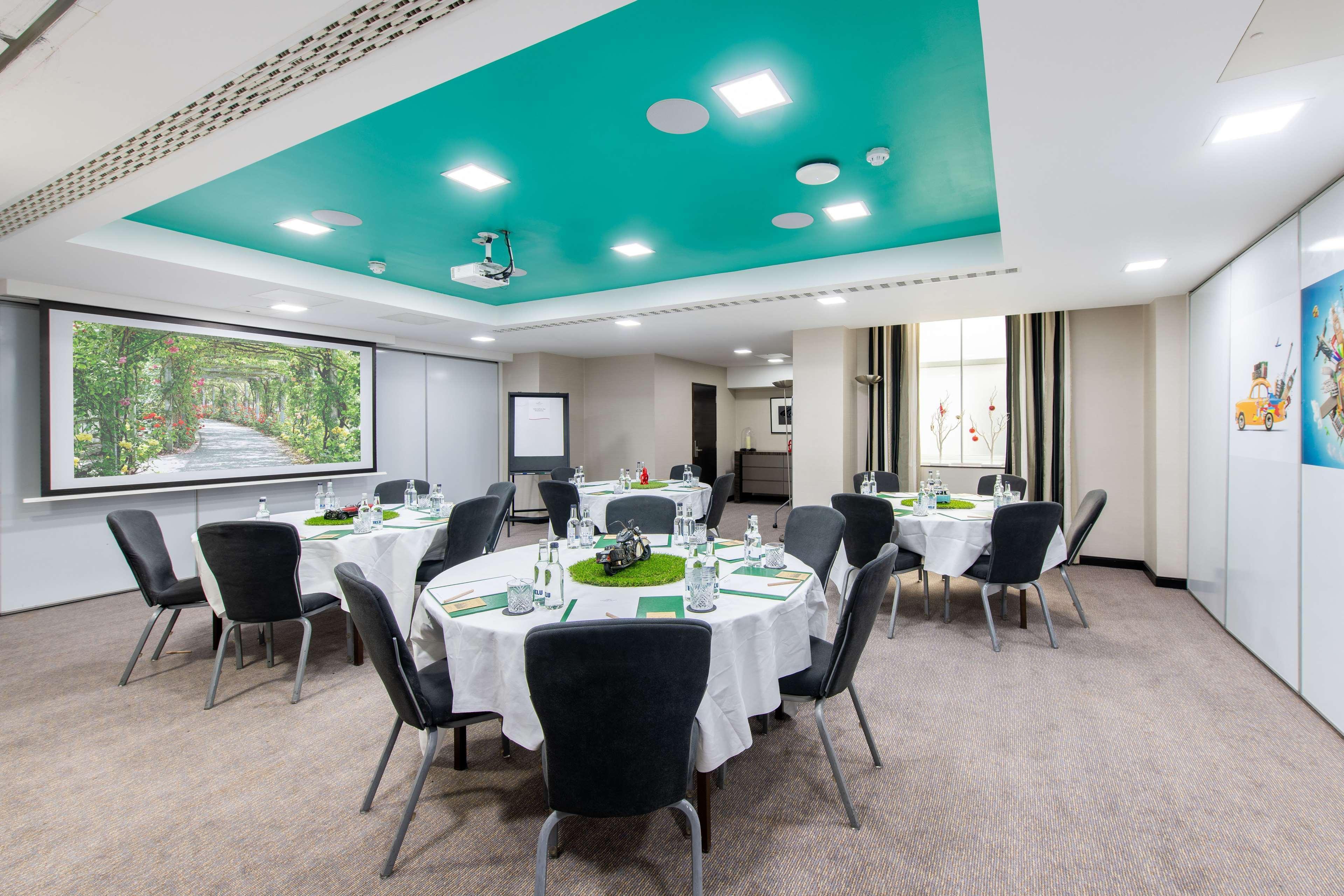 Doubletree By Hilton Kensington Hotell London