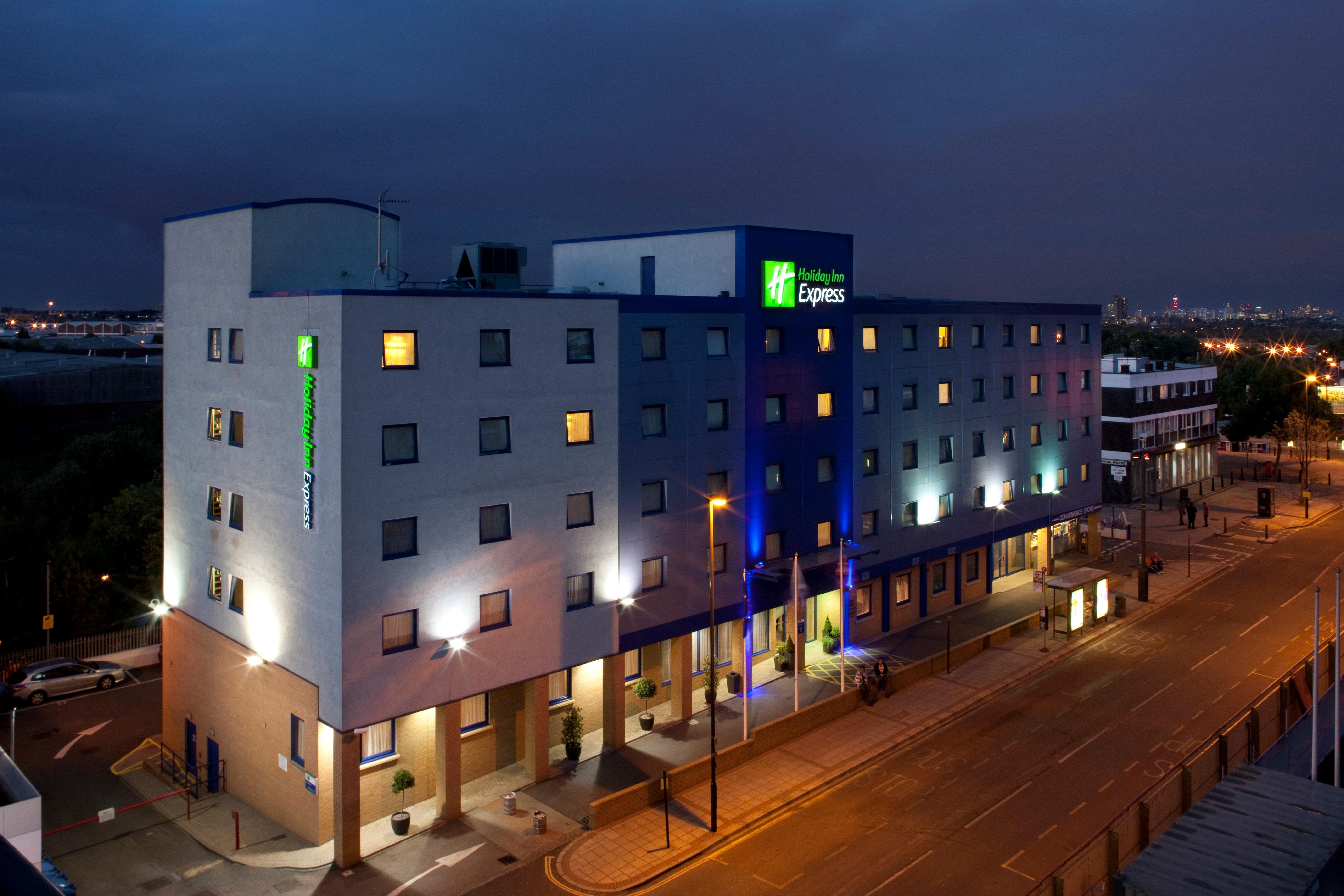 Express Park Royal By Ihg 3* Londen