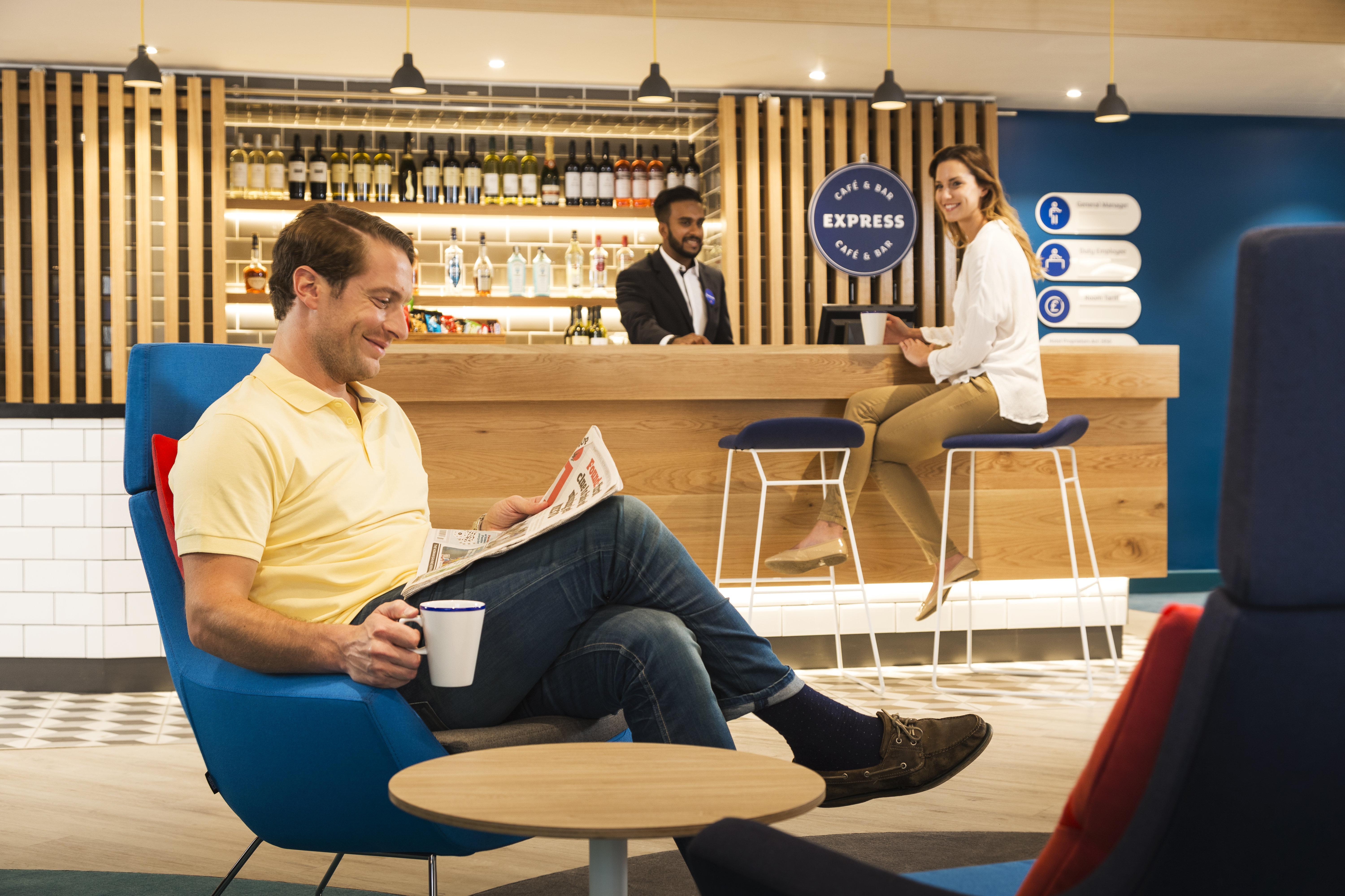 Hotel Express Park Royal By Ihg Londen