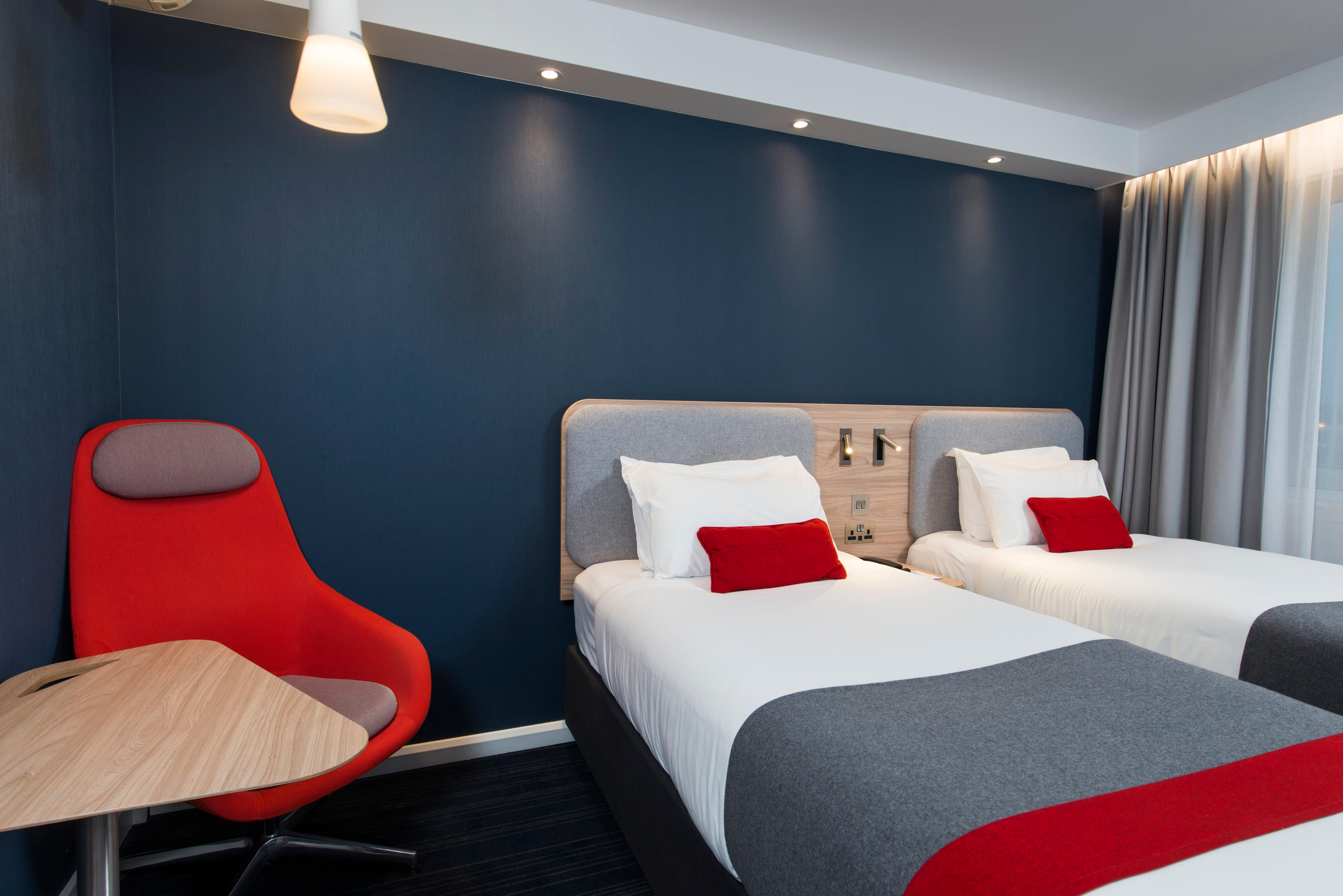 Hotel Express London-hammersmith By Ihg 3*