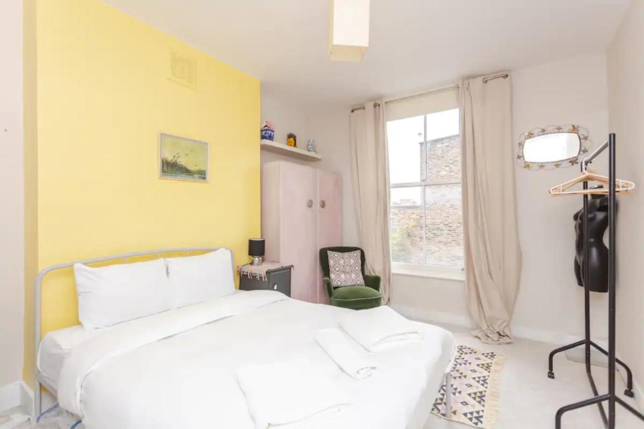 Cheerful 1 Bedroom In Vibrant Maida Vale Feriehus London