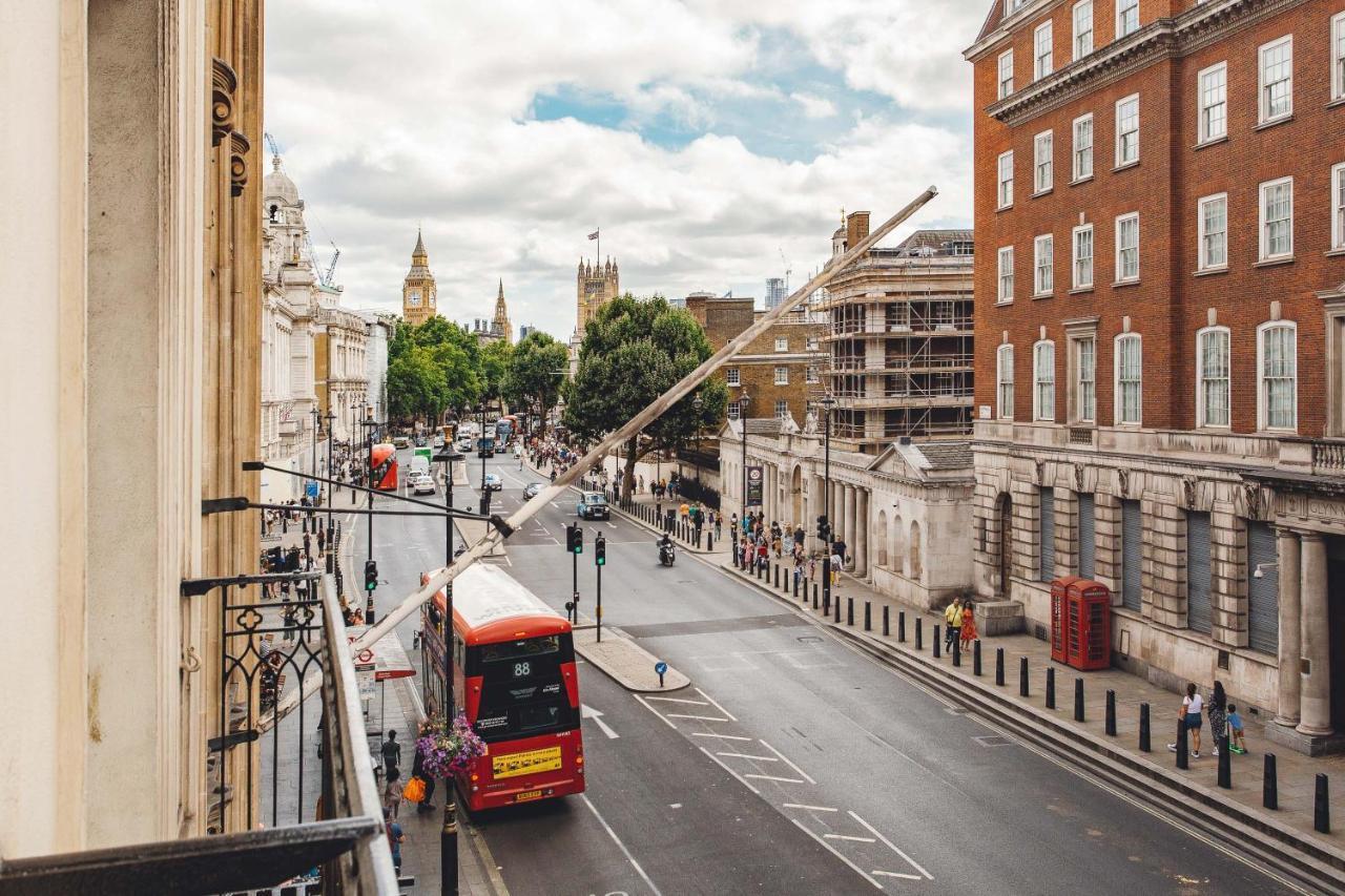 2 Bedroom Right On Trafalgar Square Appartement *