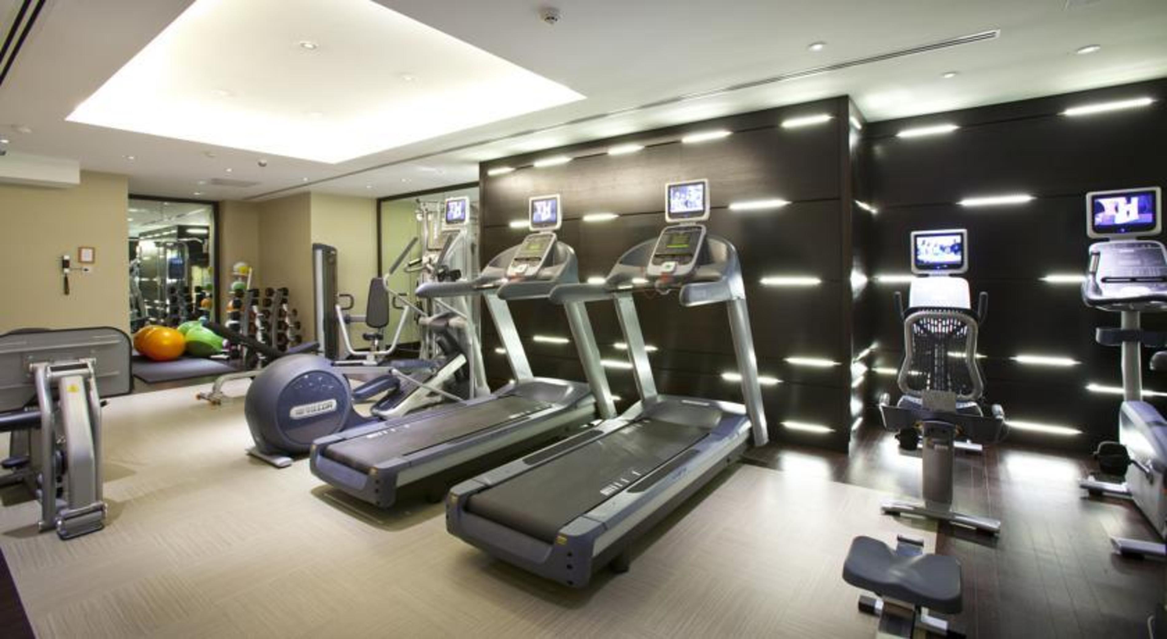 The Clermont London, Victoria Hotel 4*
