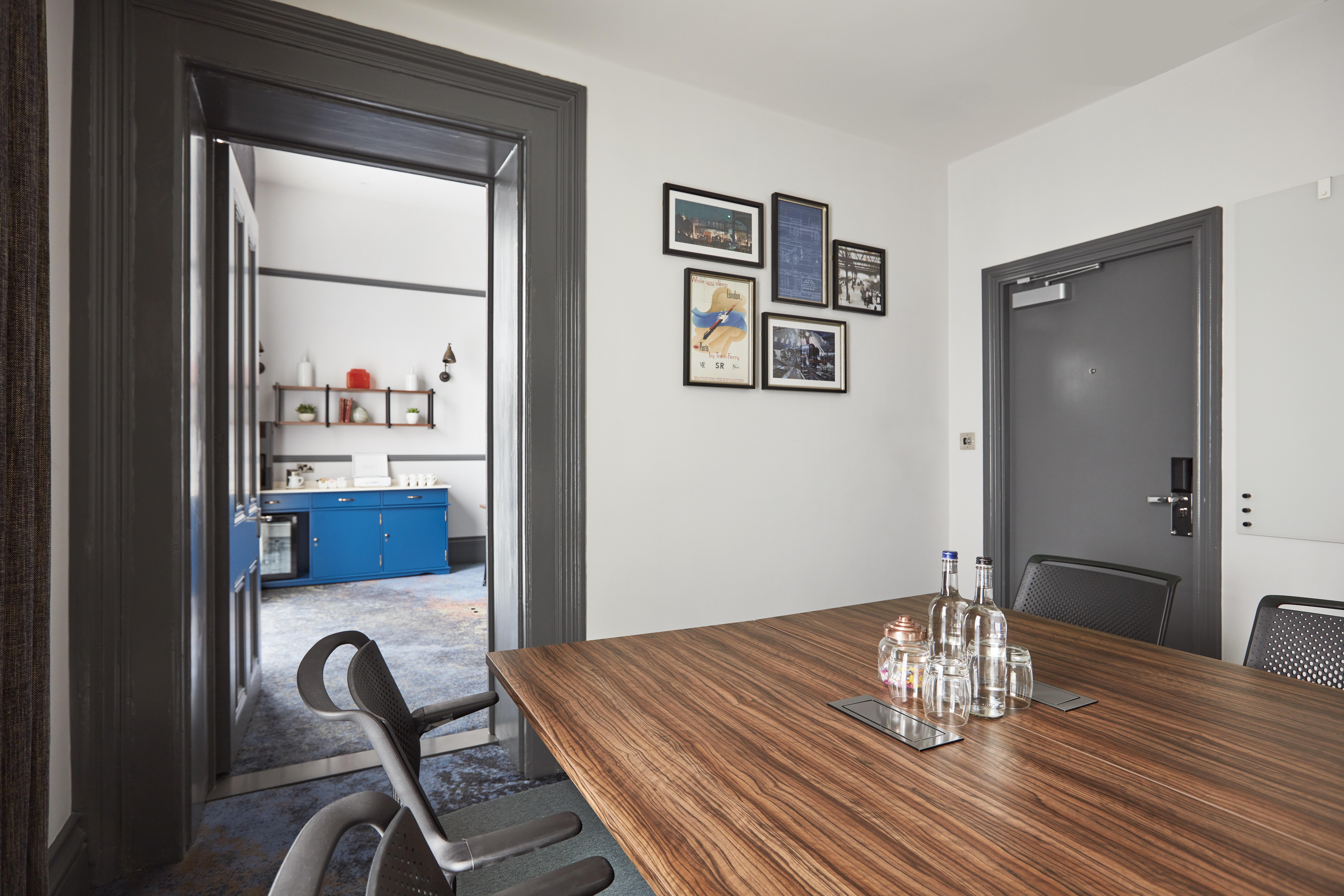 The Clermont London, Victoria 4*