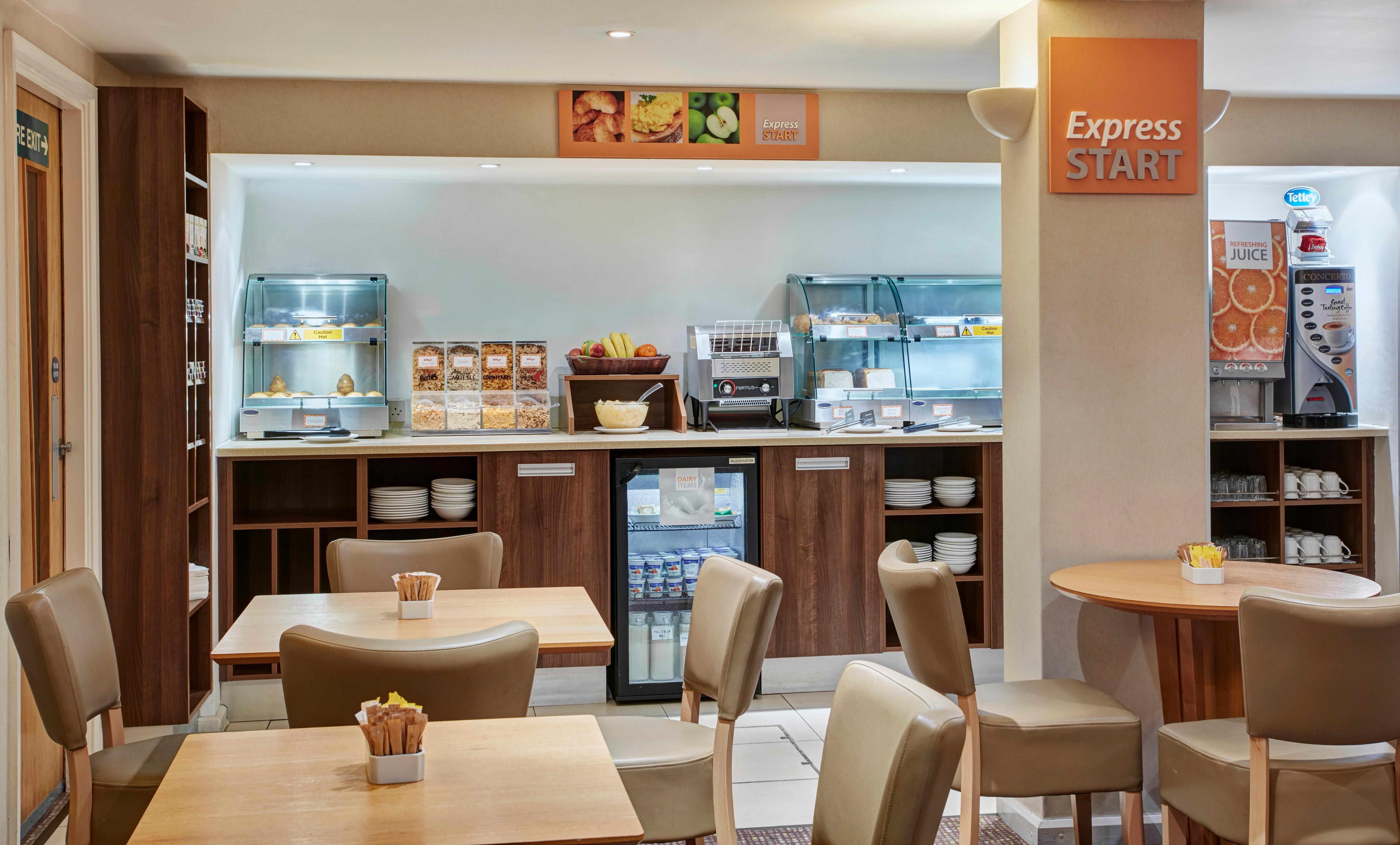 Hotel Express Victoria By Ihg