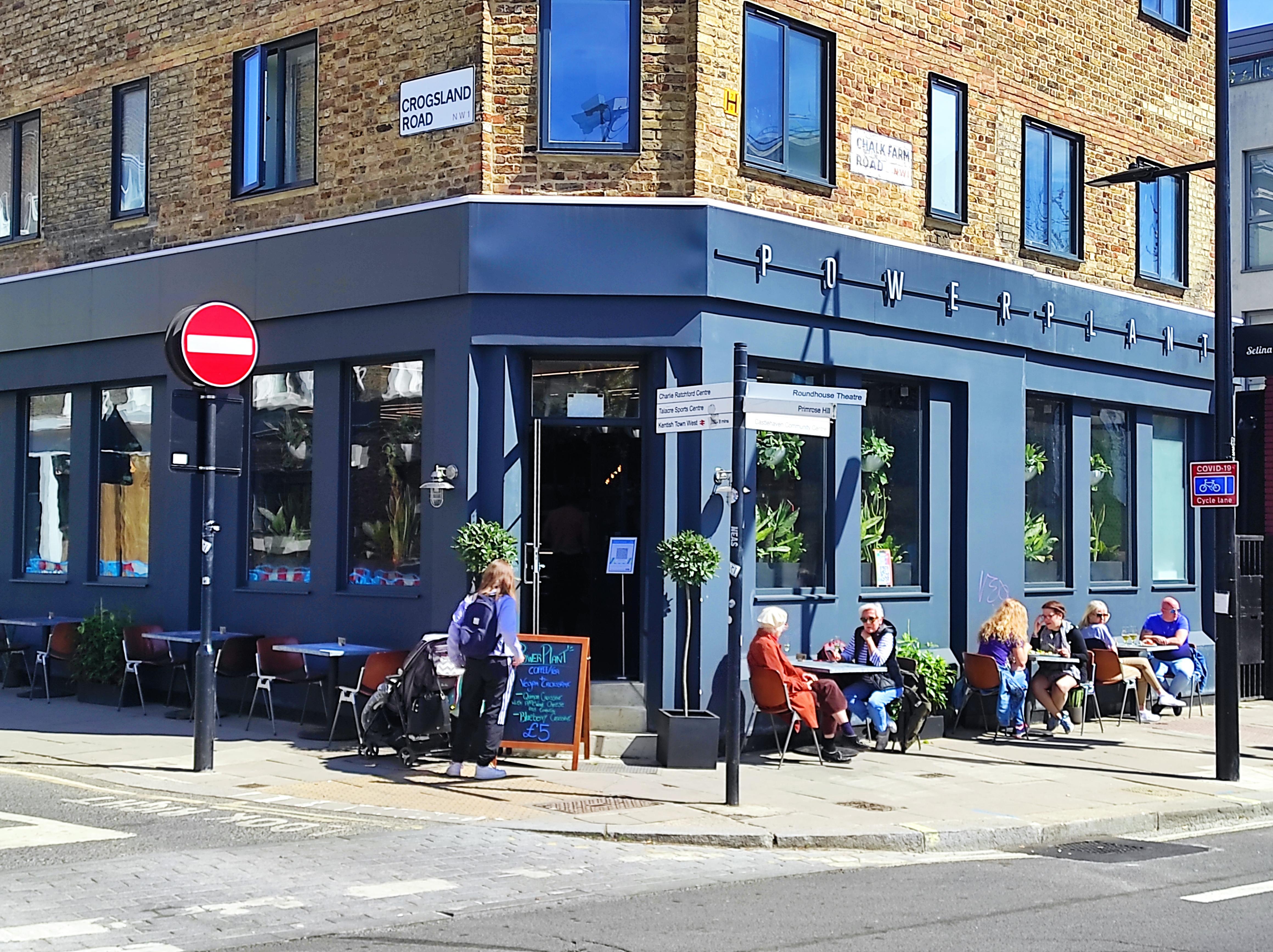 Selina Camden Hotel 3*