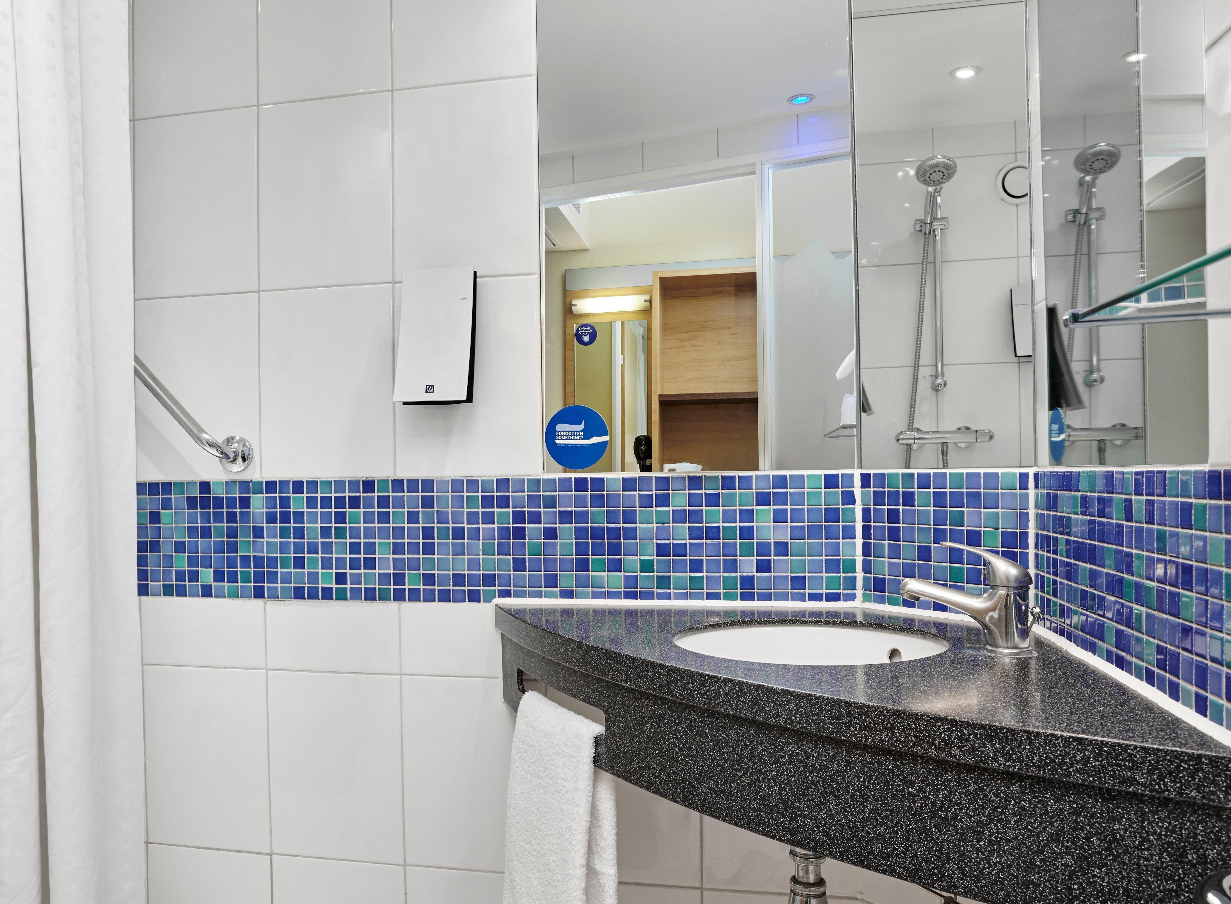 Express - Newbury Park, An Ihg Hotel London