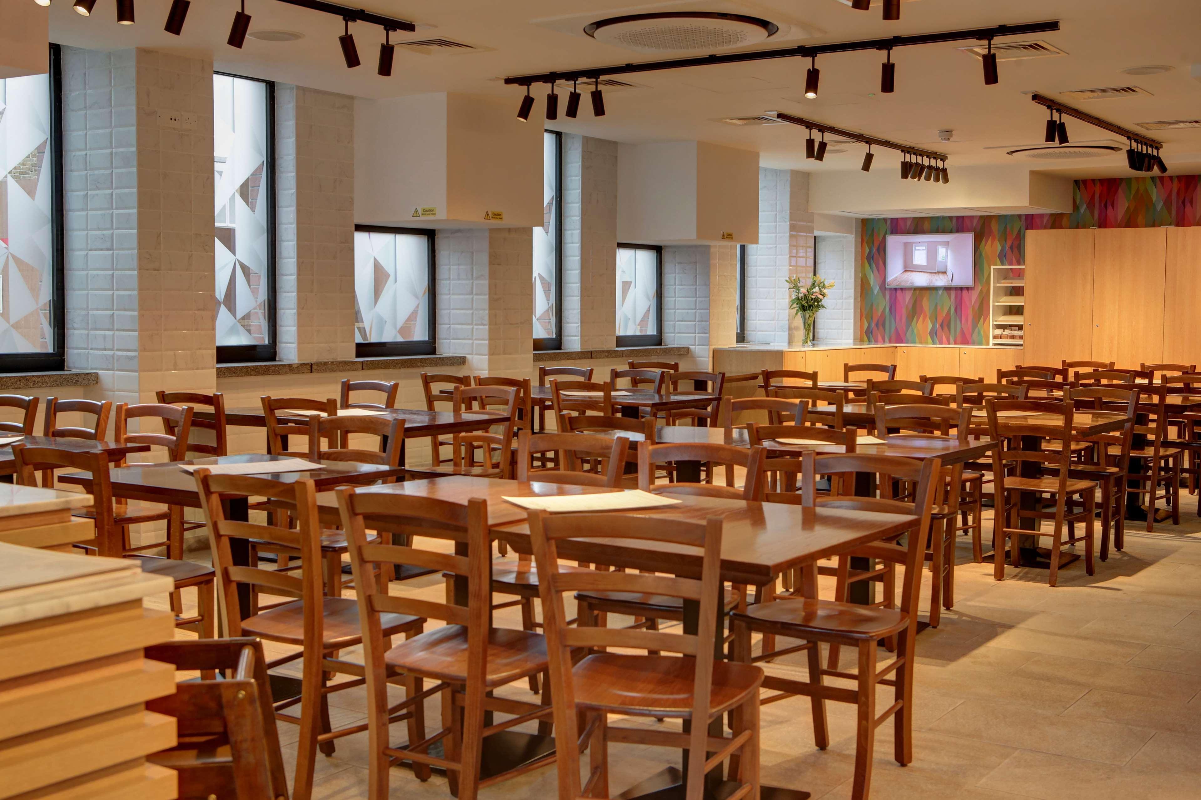Western Wembley Hotel 4*