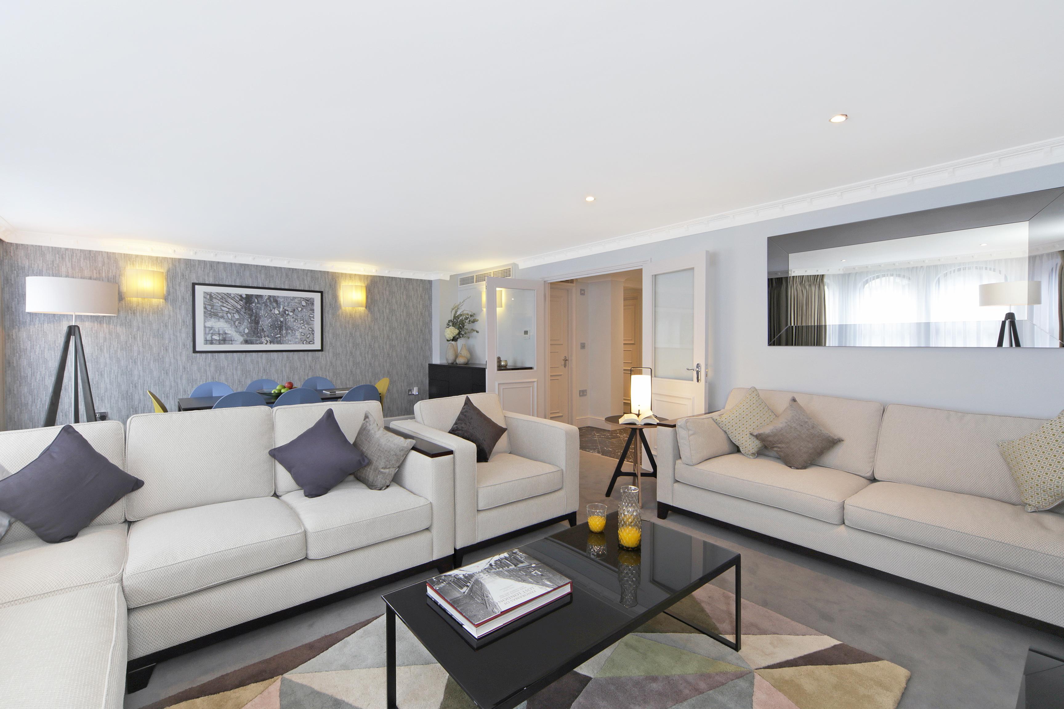 Mayfair House Aparthotel 5*