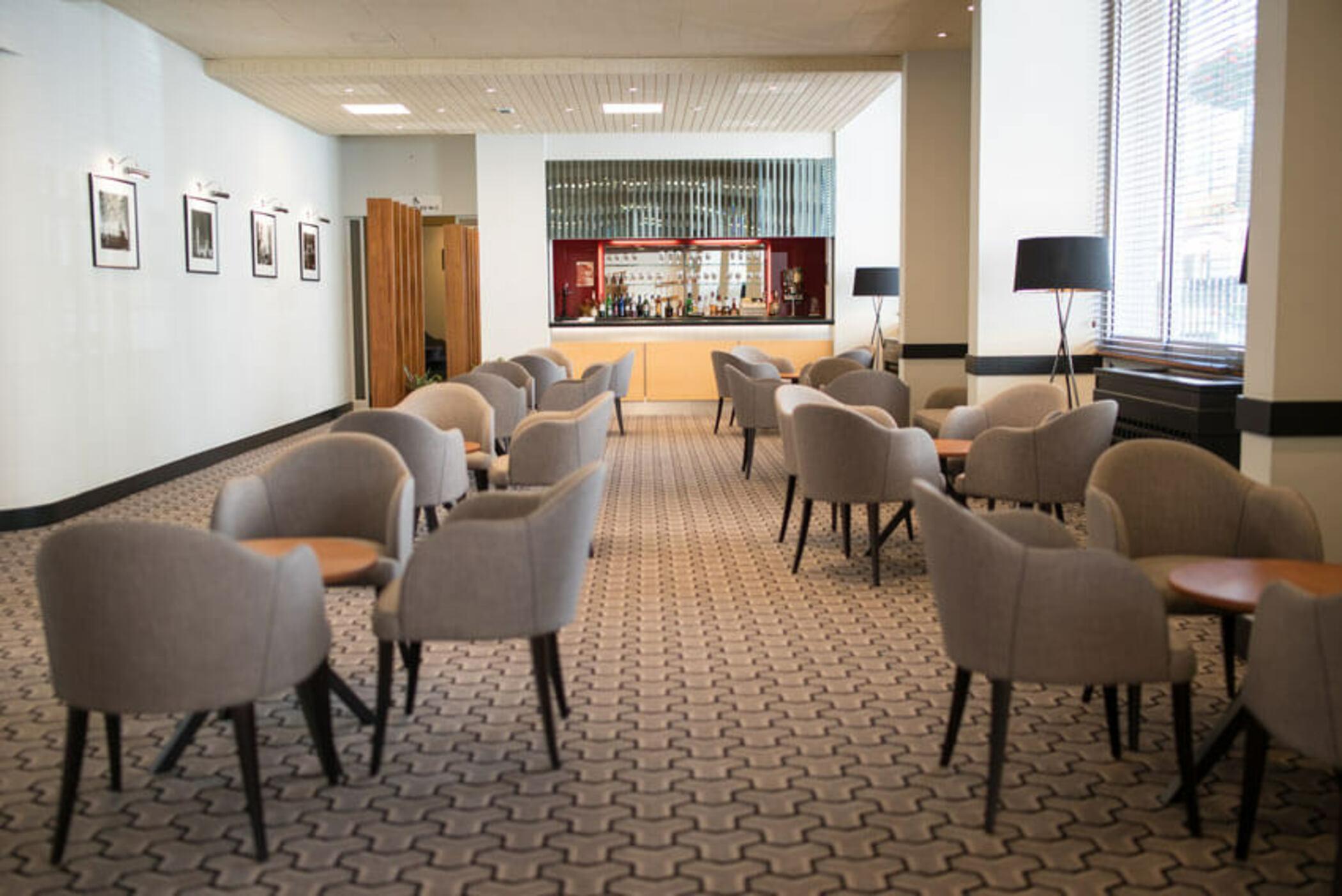 Lancaster Hall 3* London