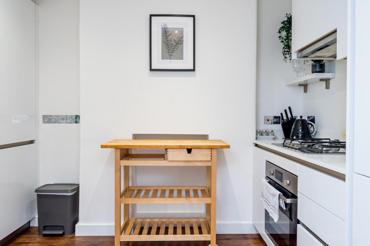 Apartment Private 2 Bedroom In West Hampstead *