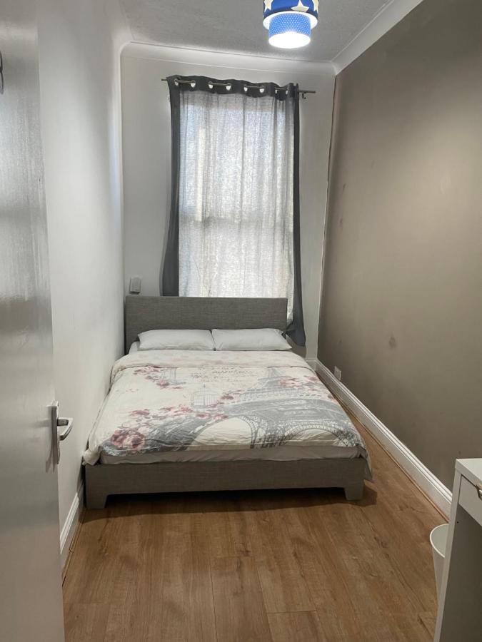 03 Bedroom Apartment-self Check In Leilighet