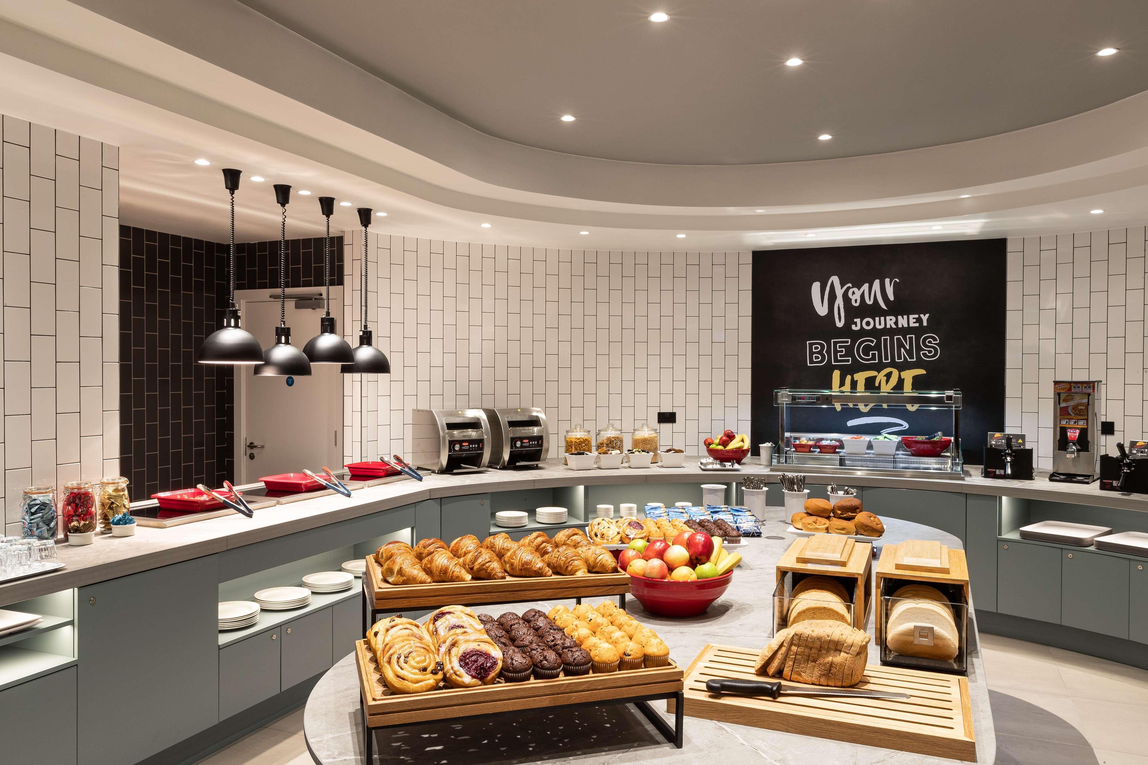Hotell Hampton By Hilton Ealing 4*