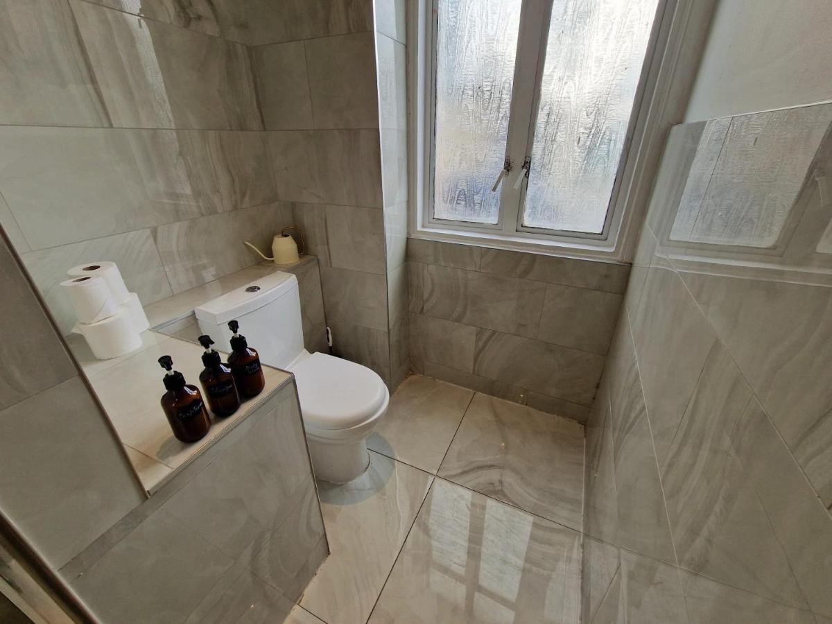 Spacious 4 Bedrooms For 10 Near Marble Arch * London