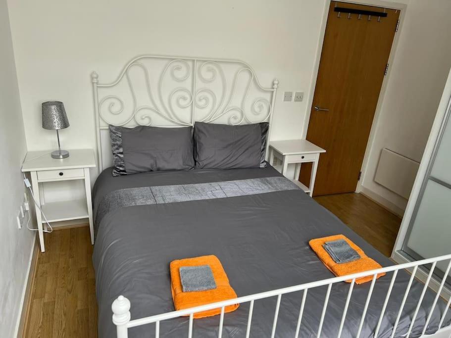 Stunning 2 Bed Flat! Centrally Located In London, Uk! Leilighet *
