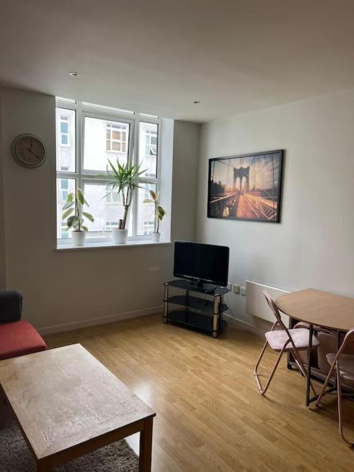 Stunning 2 Bed Flat! Centrally Located In London, Uk! Leilighet
