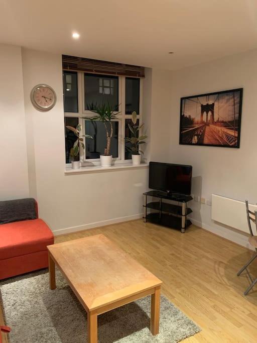 Leilighet Stunning 2 Bed Flat! Centrally Located In London, Uk! London