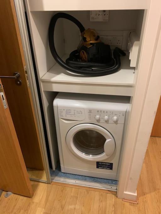 Stunning 2 Bed Flat! Centrally Located In London, Uk! Leilighet *