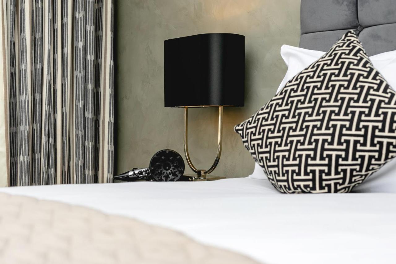 Apartment Penthousestays Nr Notting Hill - Luxury 2 Bedroom King Bed - Near Portobello Road London