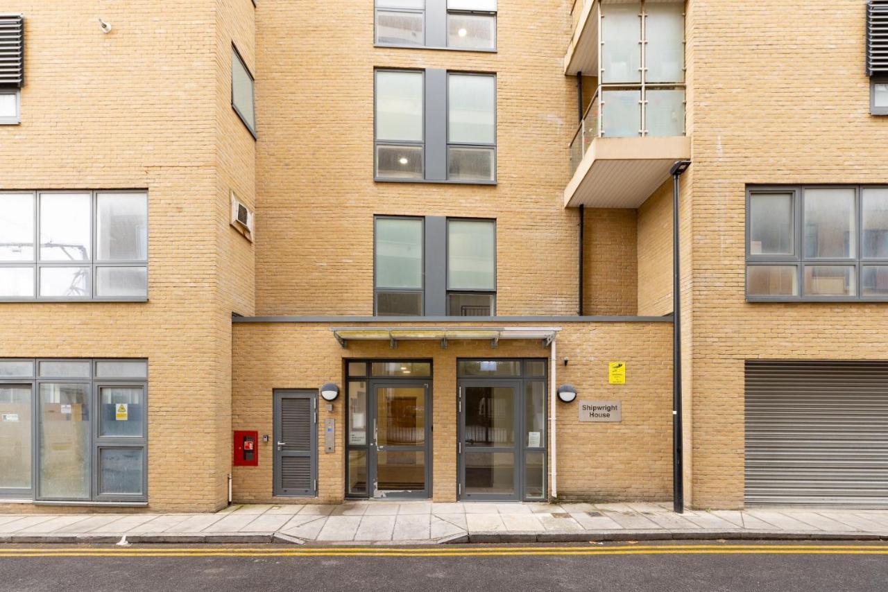The Limehouse Classic - Endearing 2bdr Flat With Balcony Appartement *