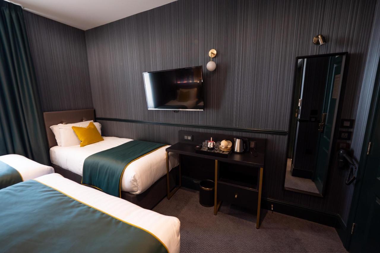 Hyde Park Hotel London