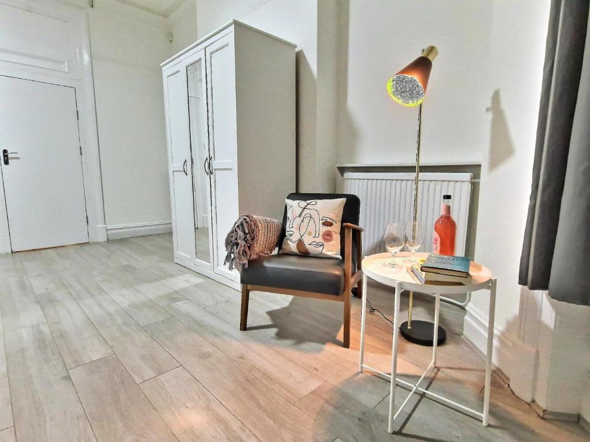 Spacious 4 Bedrooms For 10 Near Marble Arch London