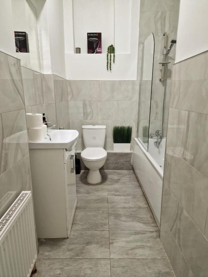 Spacious 4 Bedrooms For 10 Near Marble Arch *